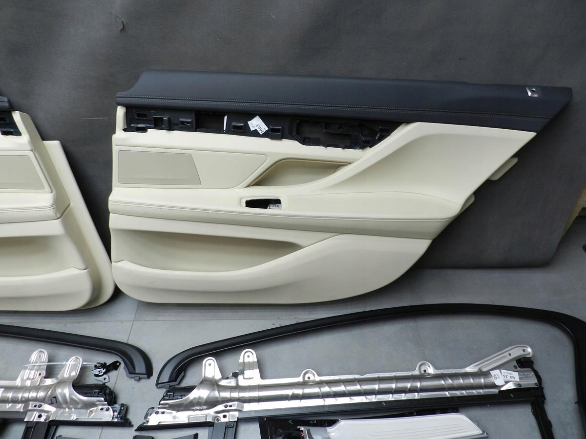 BMW 7 G12 ROLETY DRZWI TYLNYCH Manufacturer BMW