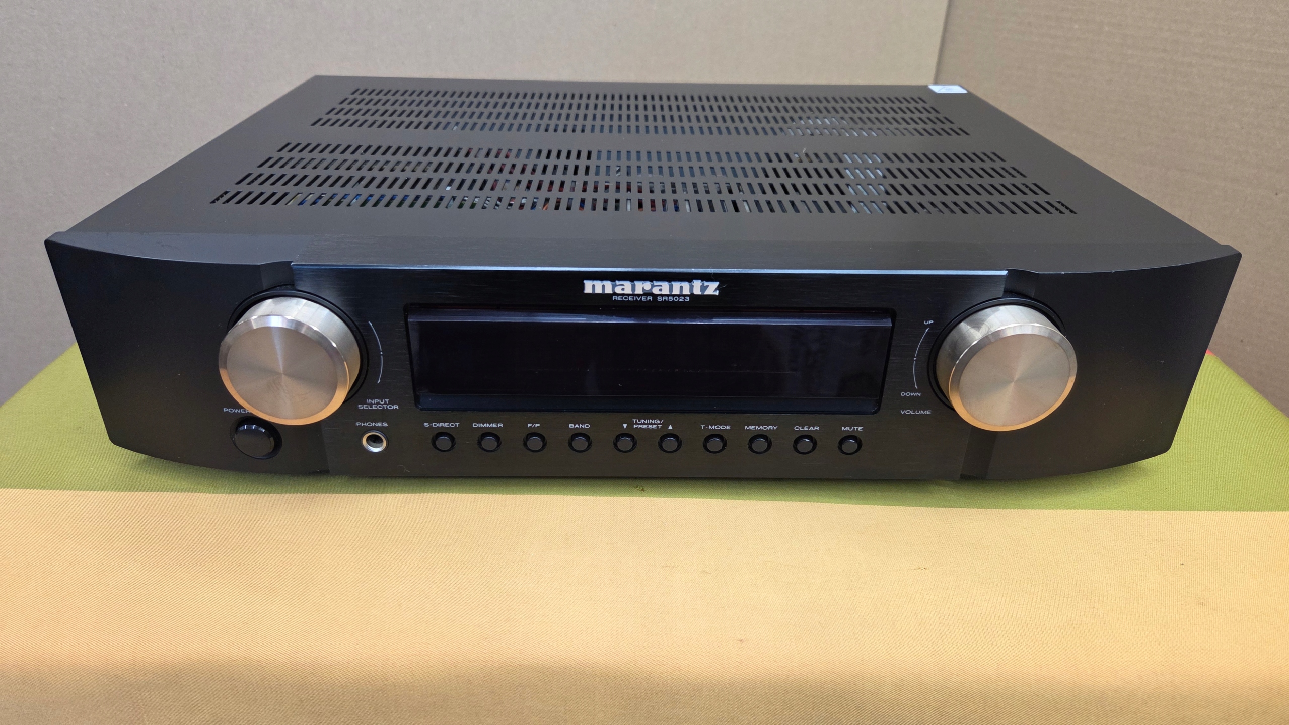 Przedwzmacniacz Marantz SR5023