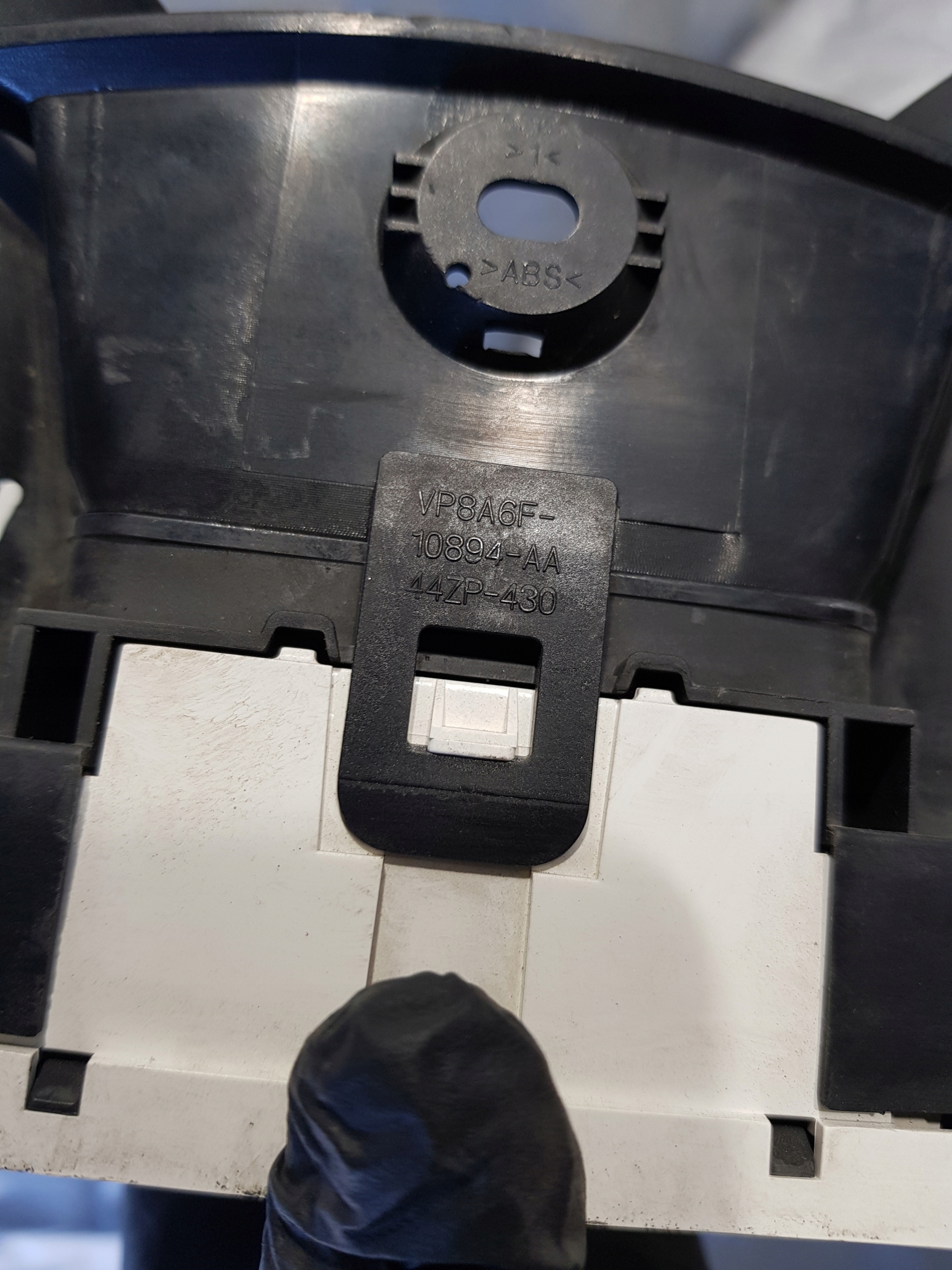 dials FORD FIESTA MK7 BENZ VP8A6F-10894-BC