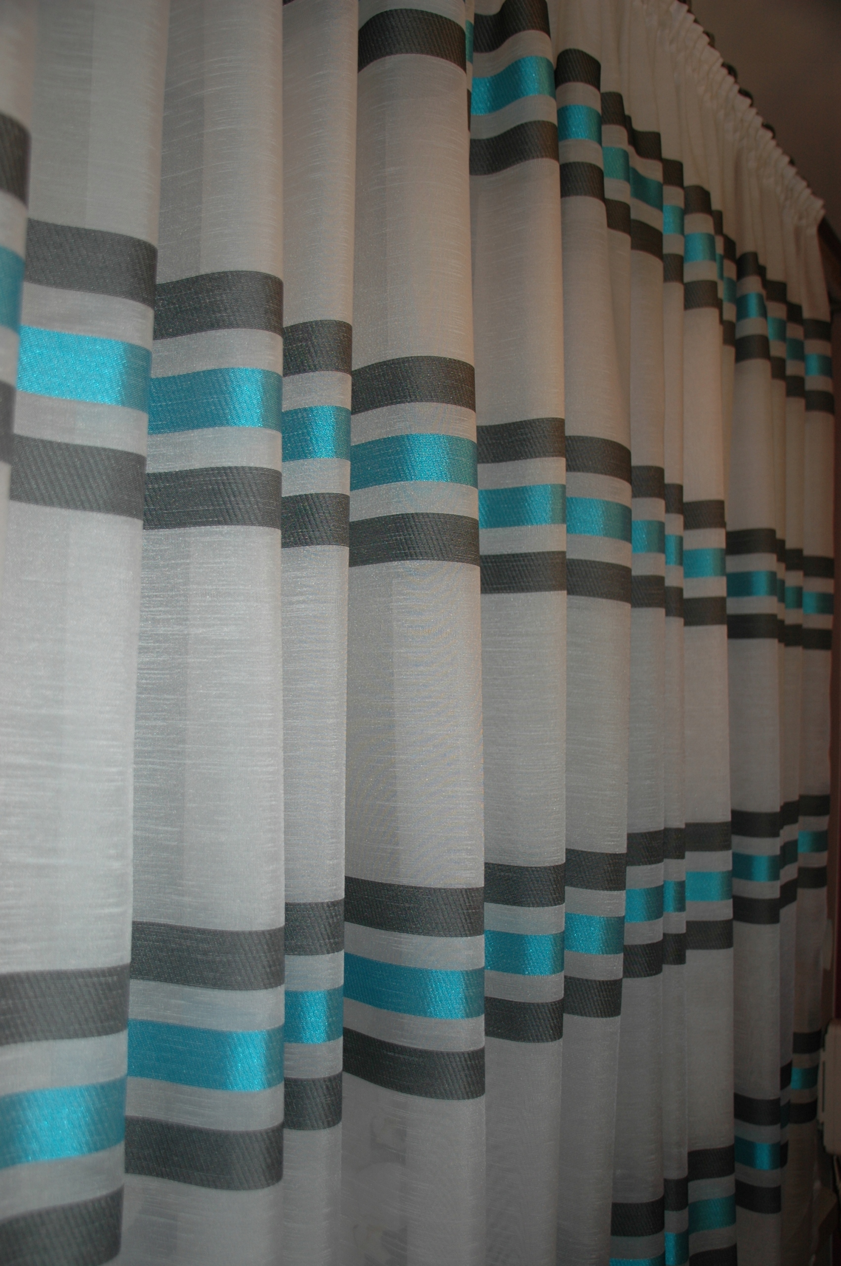 

Firany batyst na taśmie 230 cm x 600 cm
