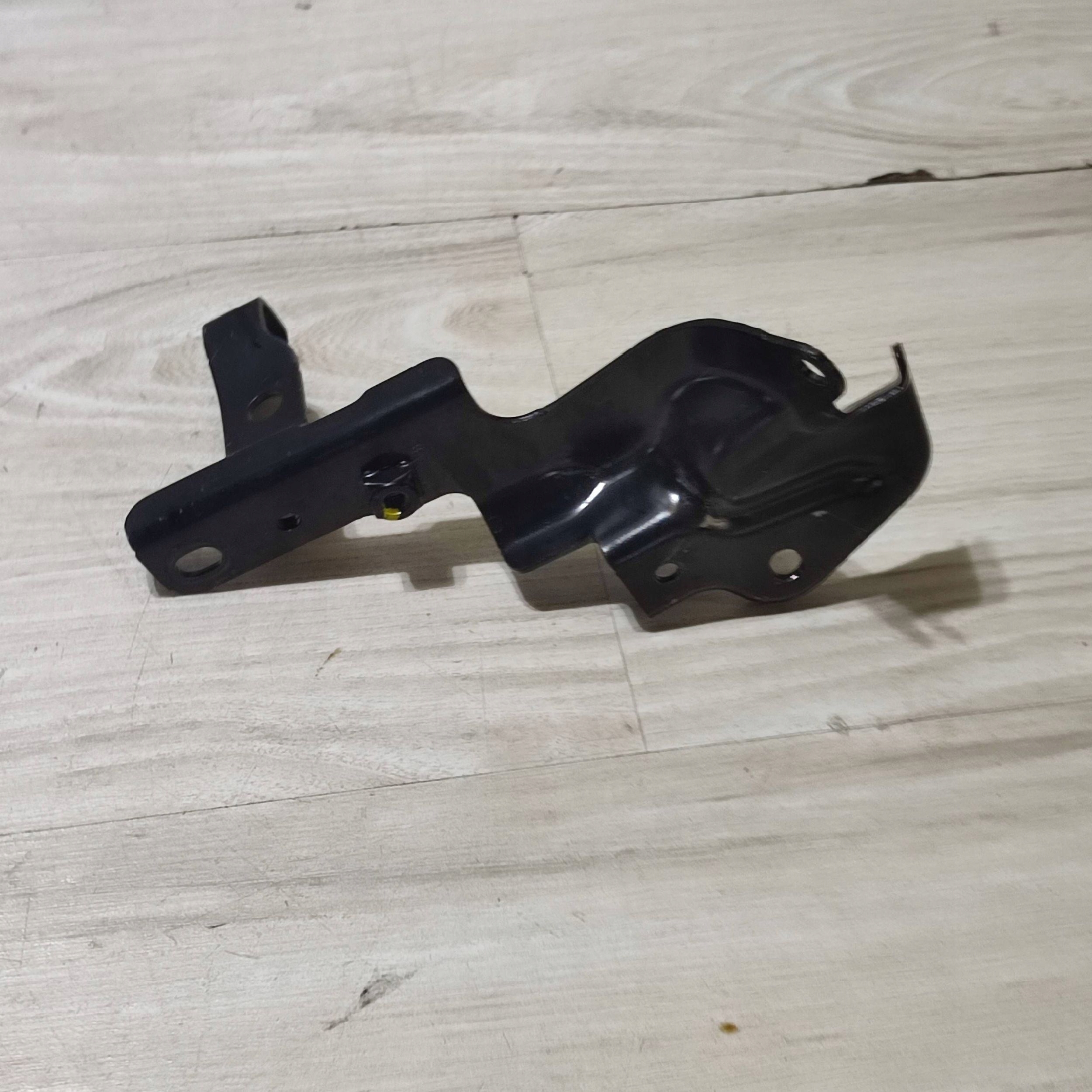 staffa termostato Dacia Jogger 320930176R