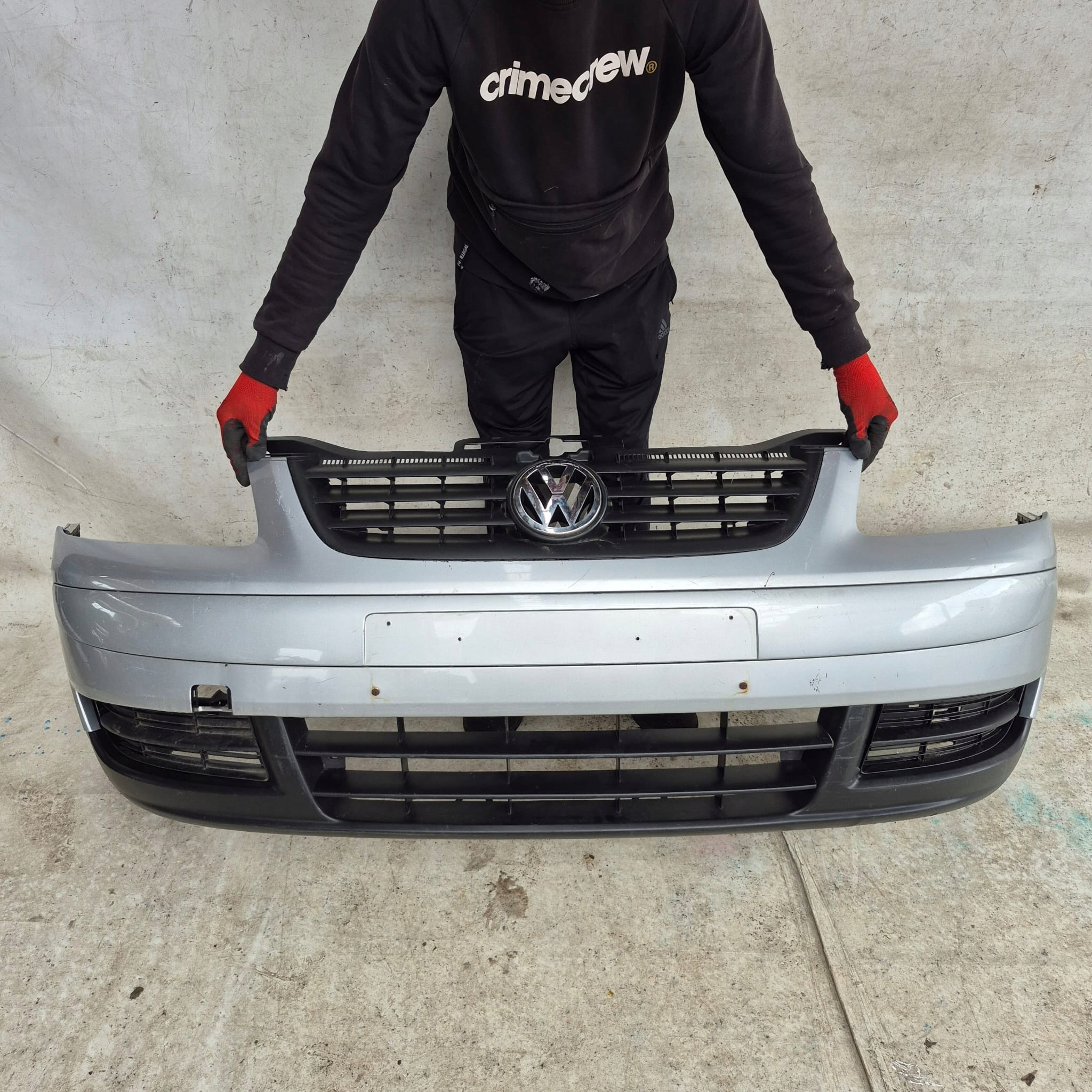 VW TOURAN and 1 03-06 bumper front front