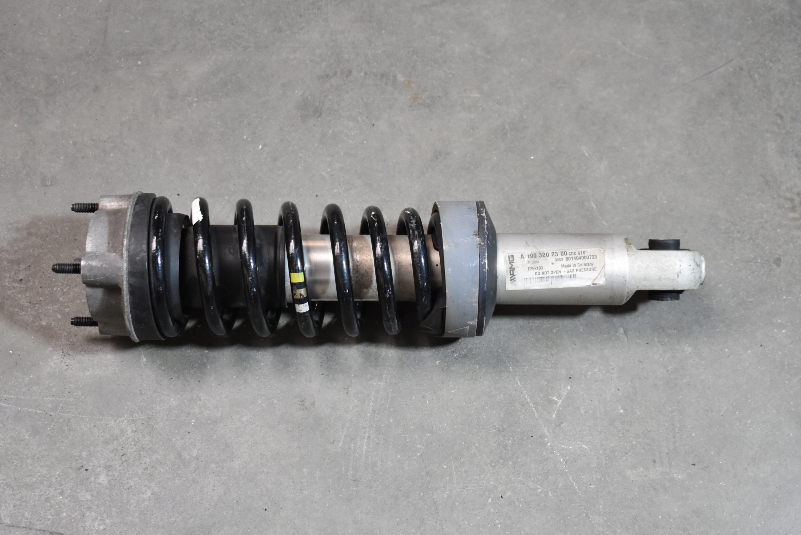 IDEALNY shock absorber front front MERCEDES W190 GT 1