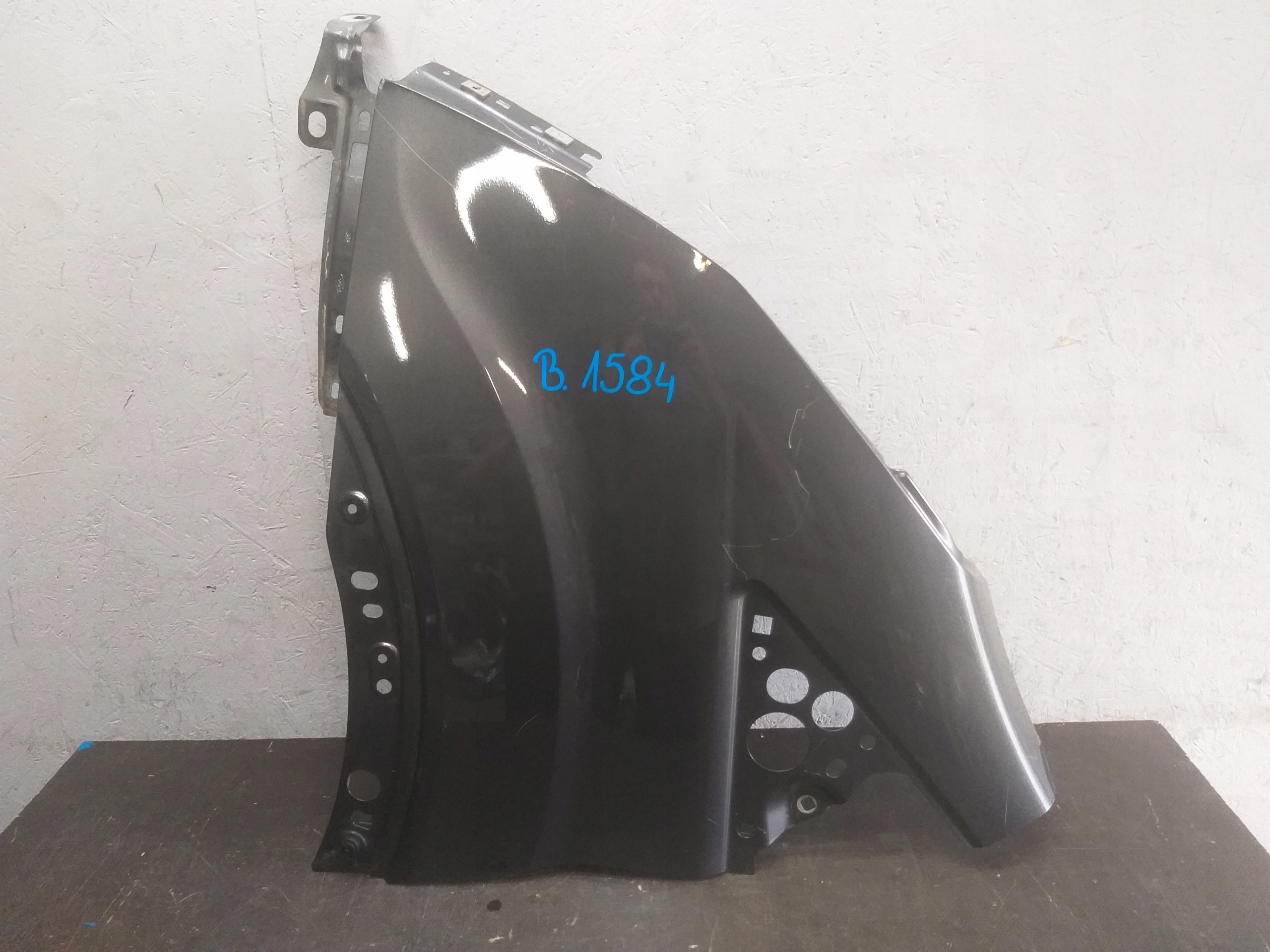 FENDER FRONT LEFT FORD TRANSIT MK8