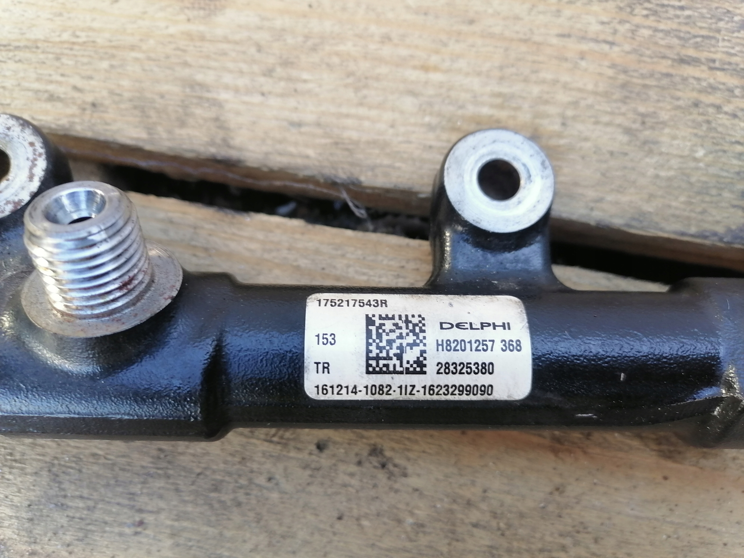 RAMPE INJECTION NISSAN NAVARA D23 2.3 175217543R