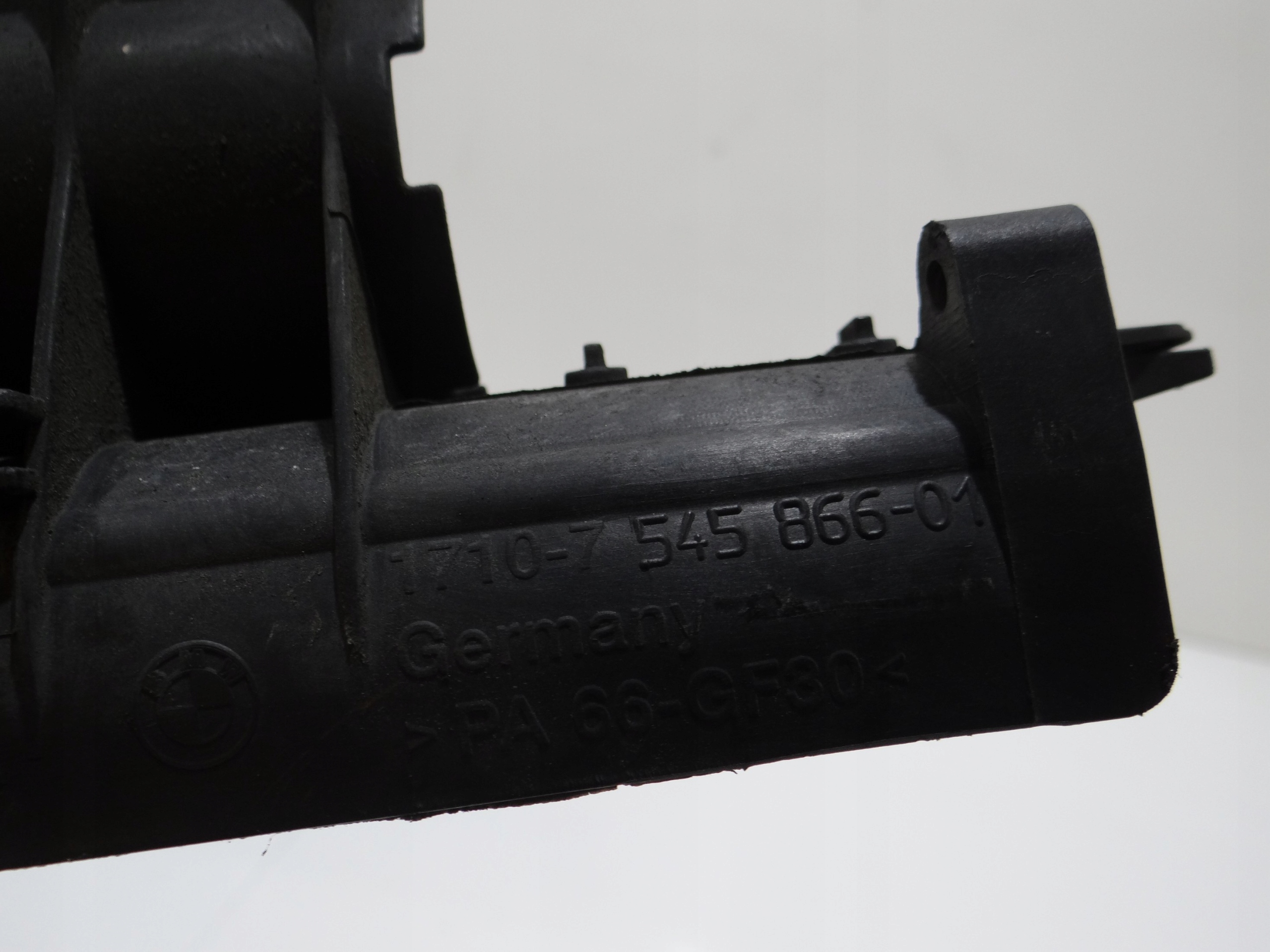 RÁM obal chladiče BMW E60 E61 N52 7545866
