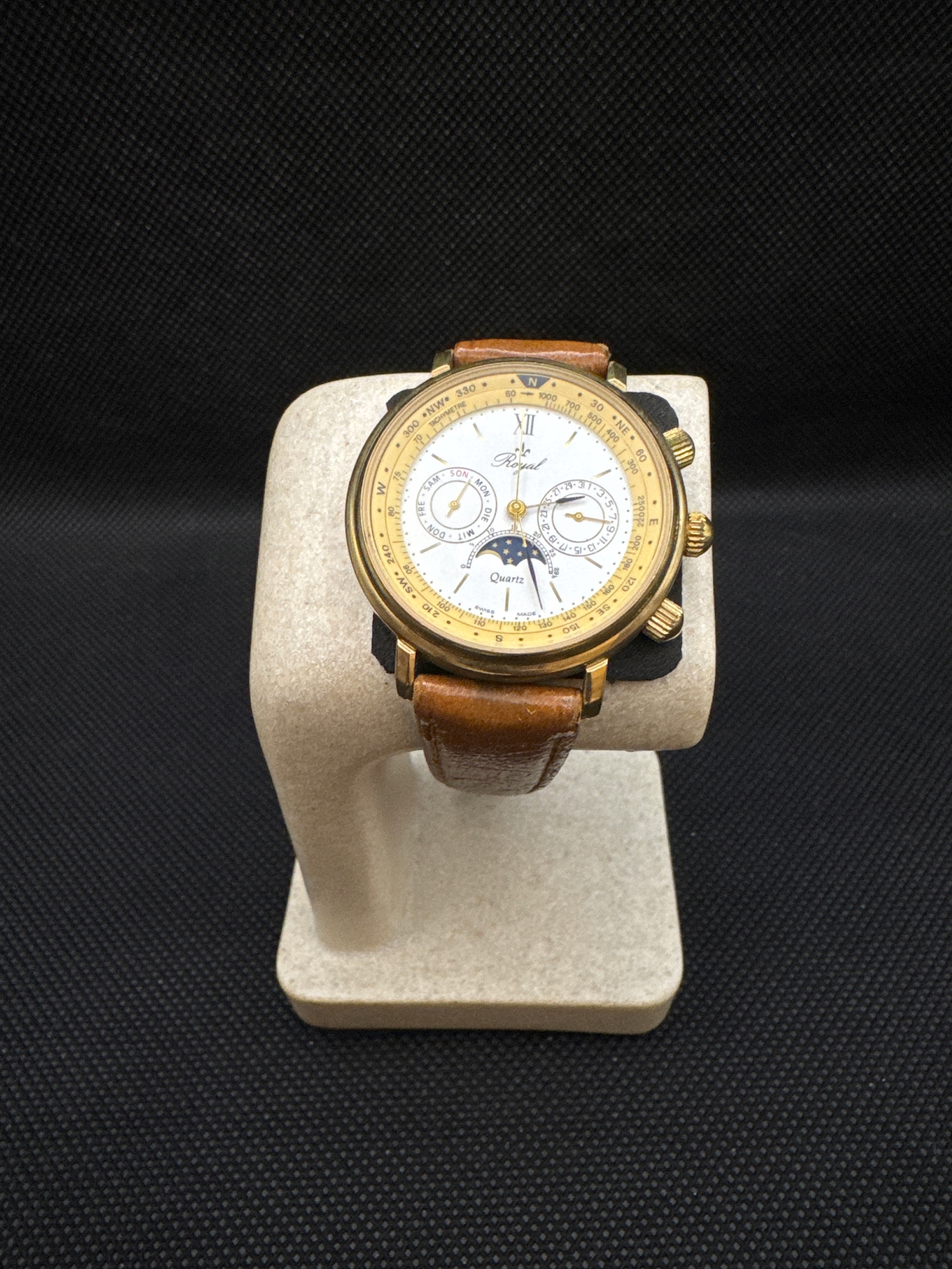 Zegarek marki Royal