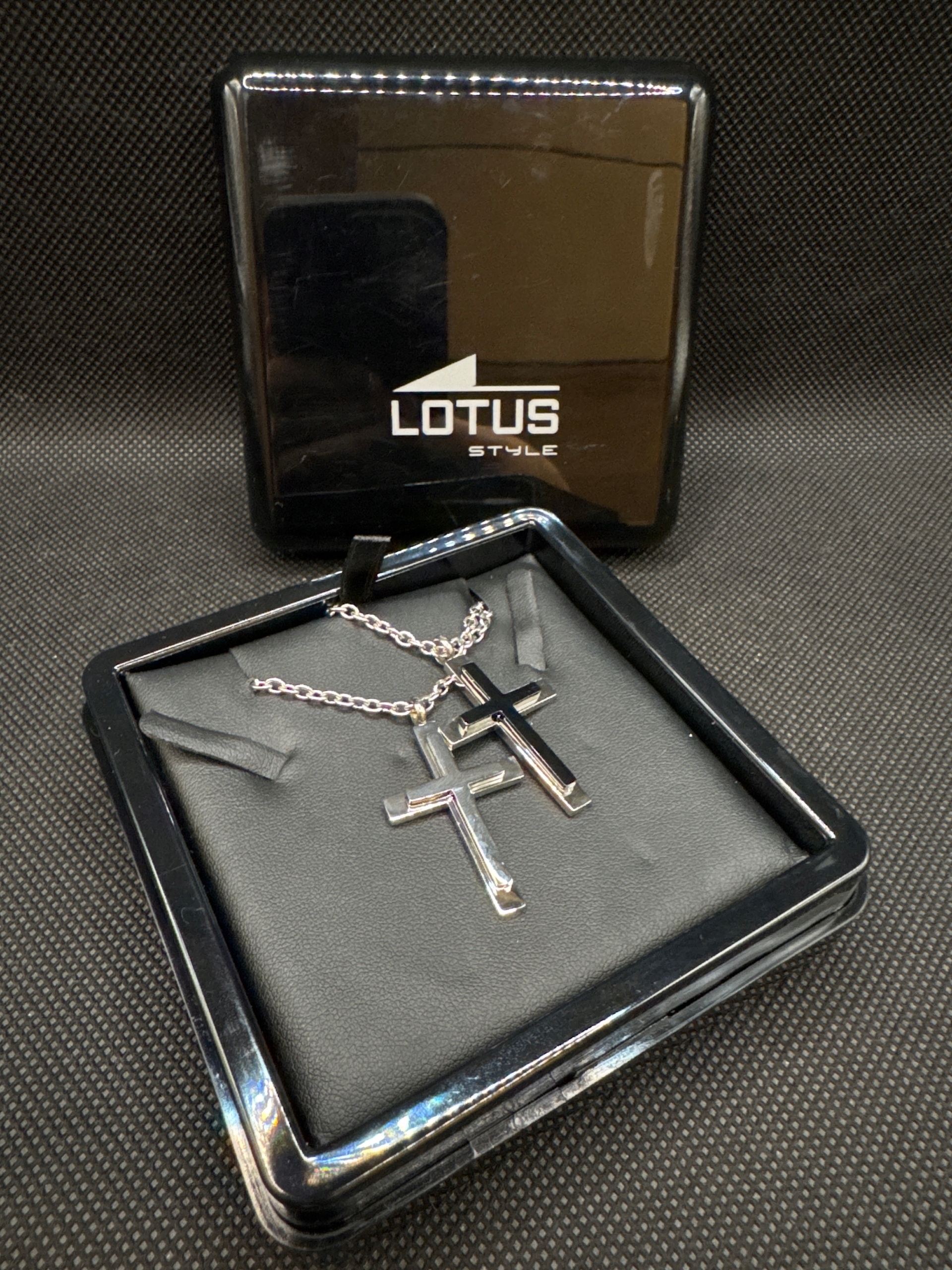 Naszyjniki marki Lotus Style