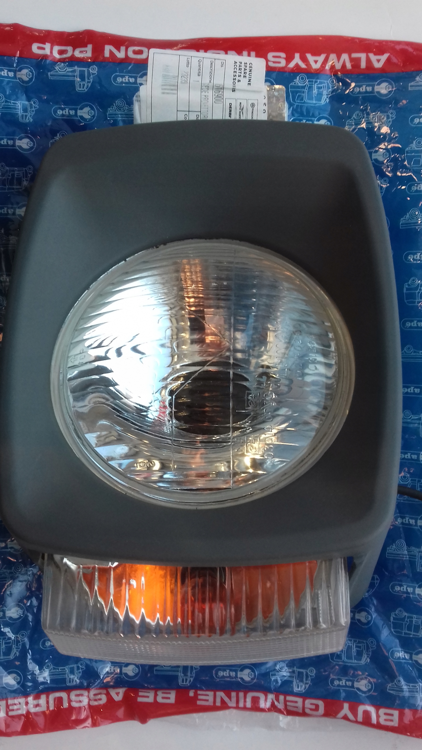 Lampa Przód Piaggio Ape MP 501 601 APE CAR CLASSIC
