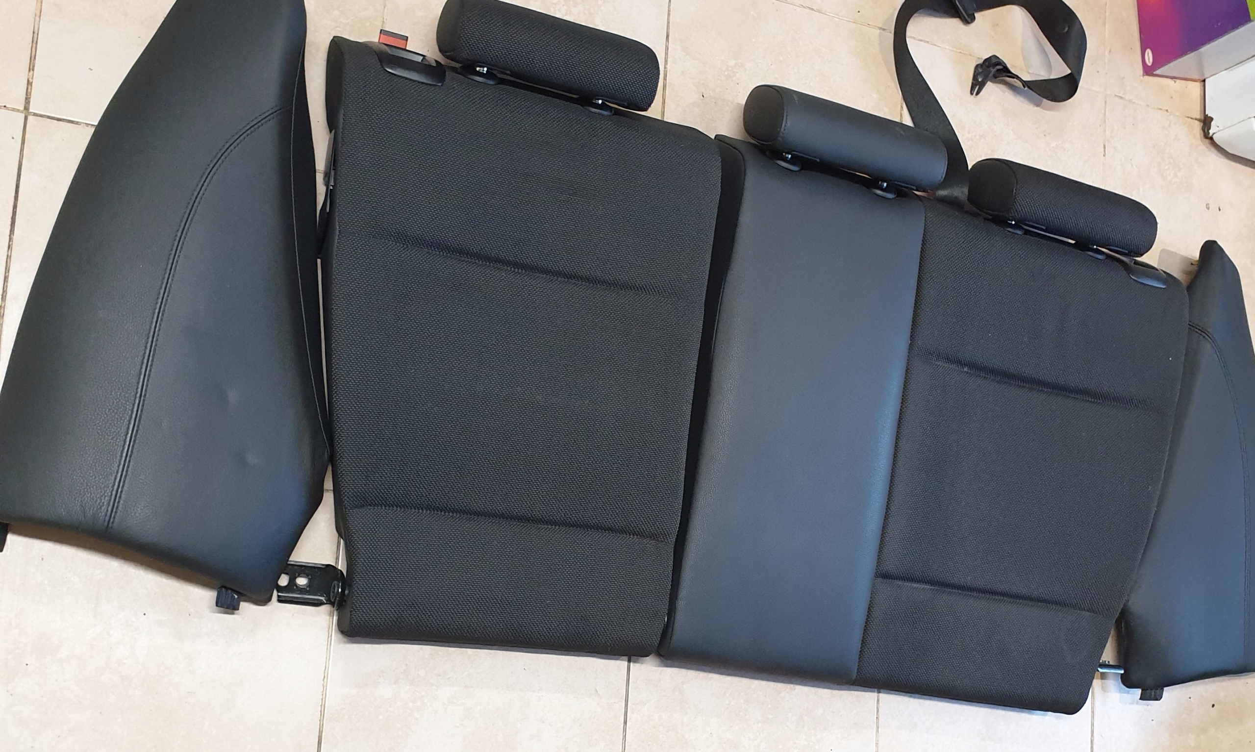 OPARCIE KANAPY hinten Kopfstützen Gurten BMW 1 E87 OE
