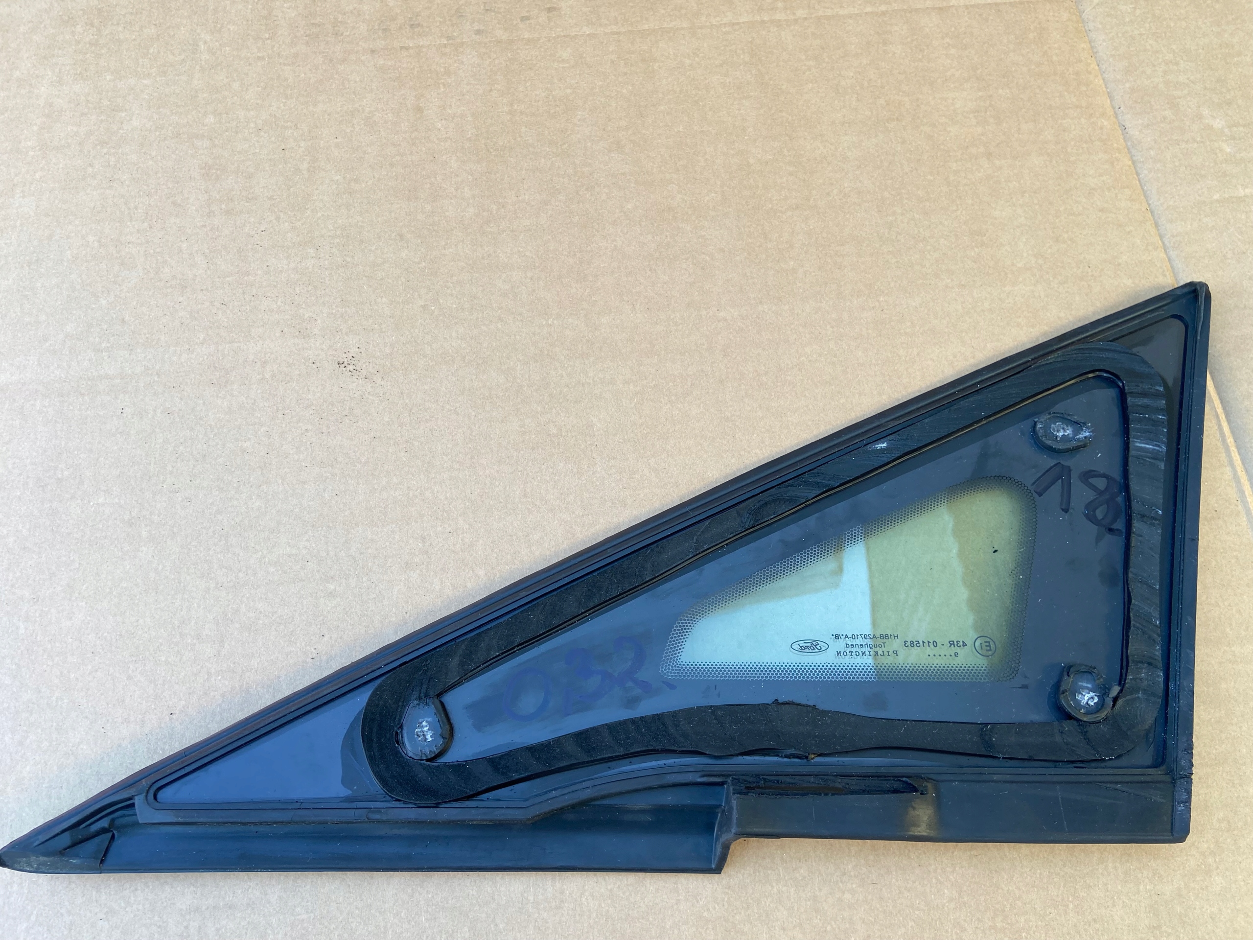 FORD FIESTA MK8 2017-2023 SZYBA KAROSERYJNA PRAWA Typ samochodu Samochody osobowe