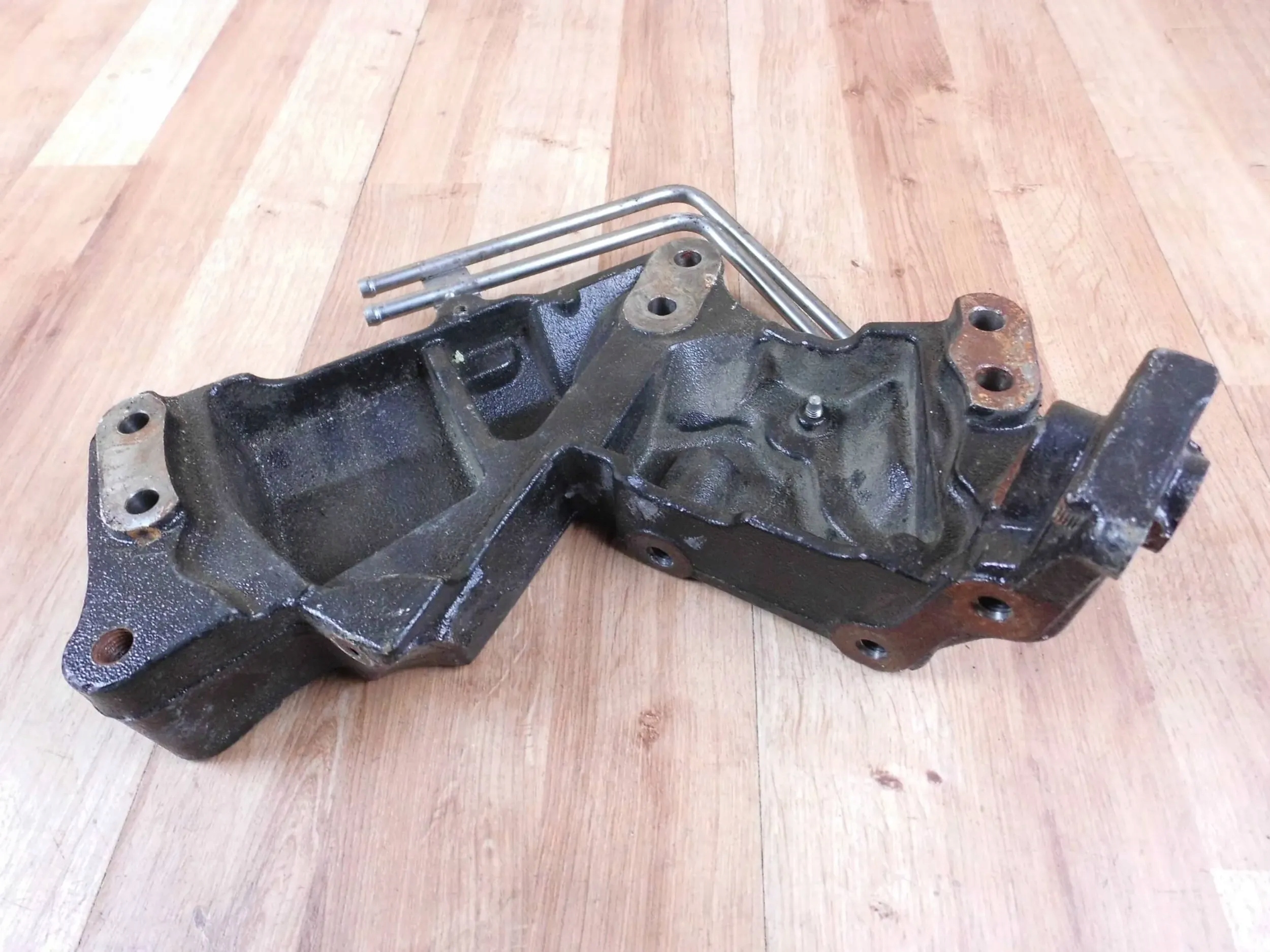 Nissan X-Trail T32 1.7DCI holder console engine mount 112319681R