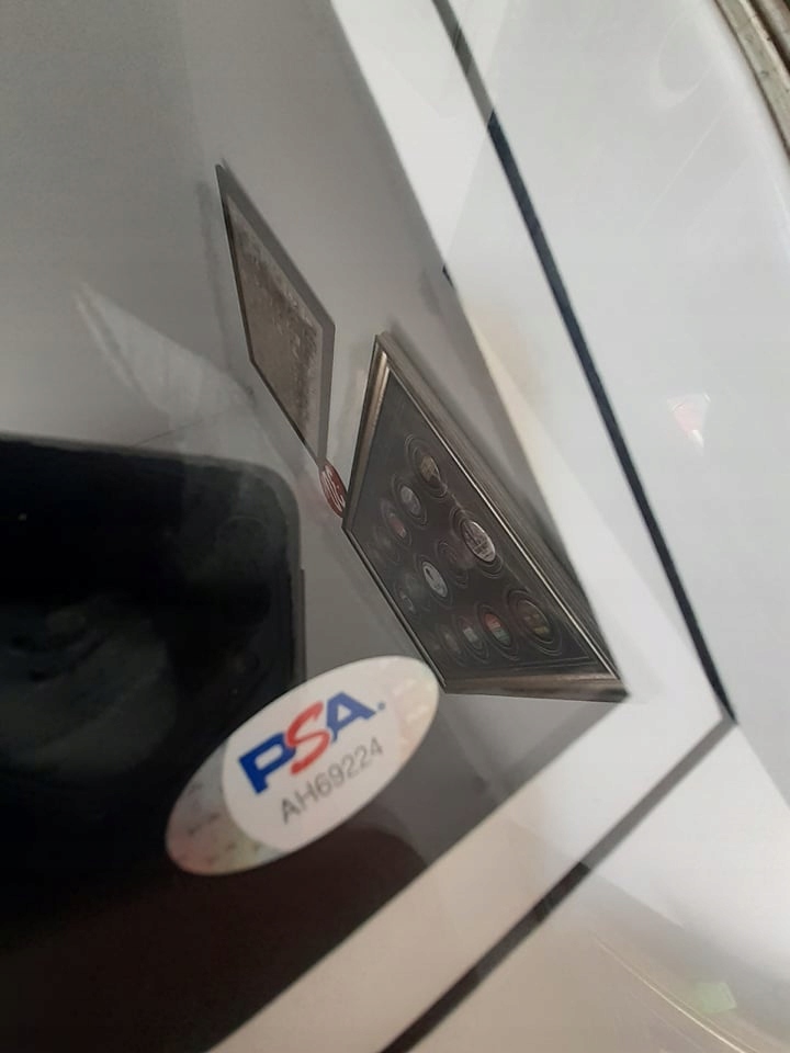 Cain Velasquez Legenda MMA Autograf Oprawa piękna Postać Zawodnik MMA