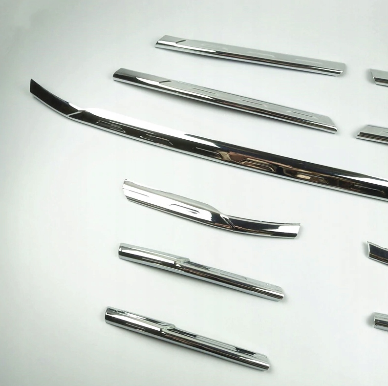 GRILL ŚRODKOWY CHROM LISTWY 11szt Audi Q3 2016 Producent Inny