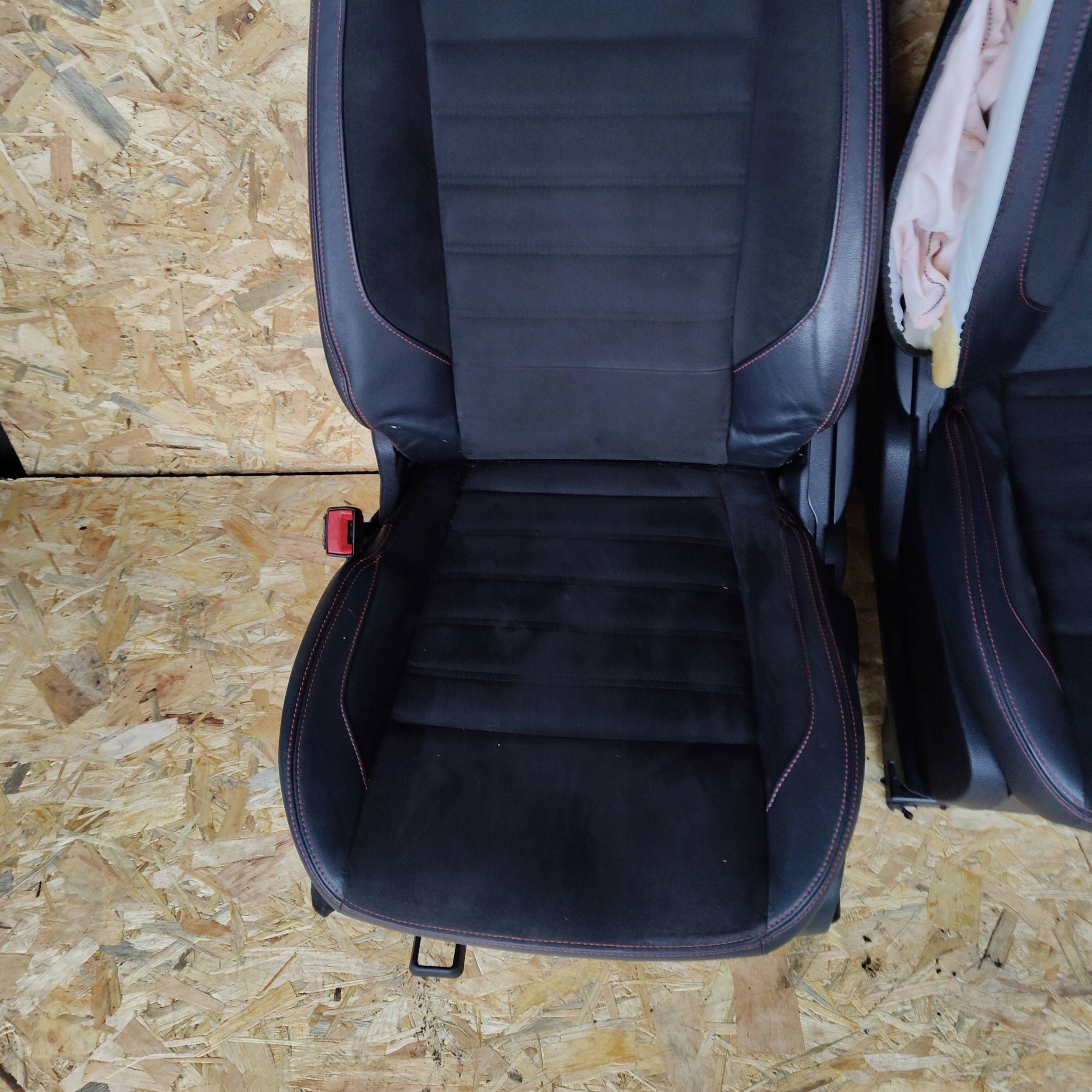 Komplet Sitze Ford Ecosport Mk 2 lift st line