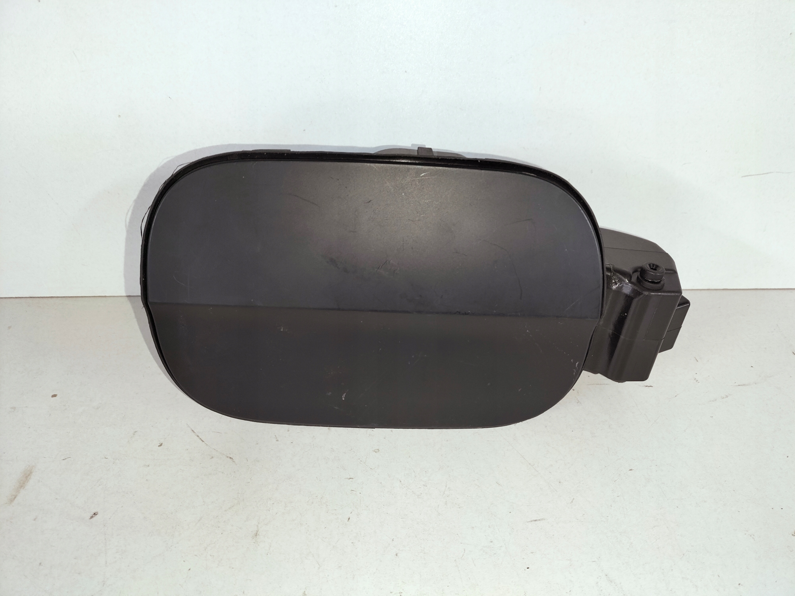 Лючок вливу палива ШКОДА SUPERB III 15- УНІВЕРСАЛ