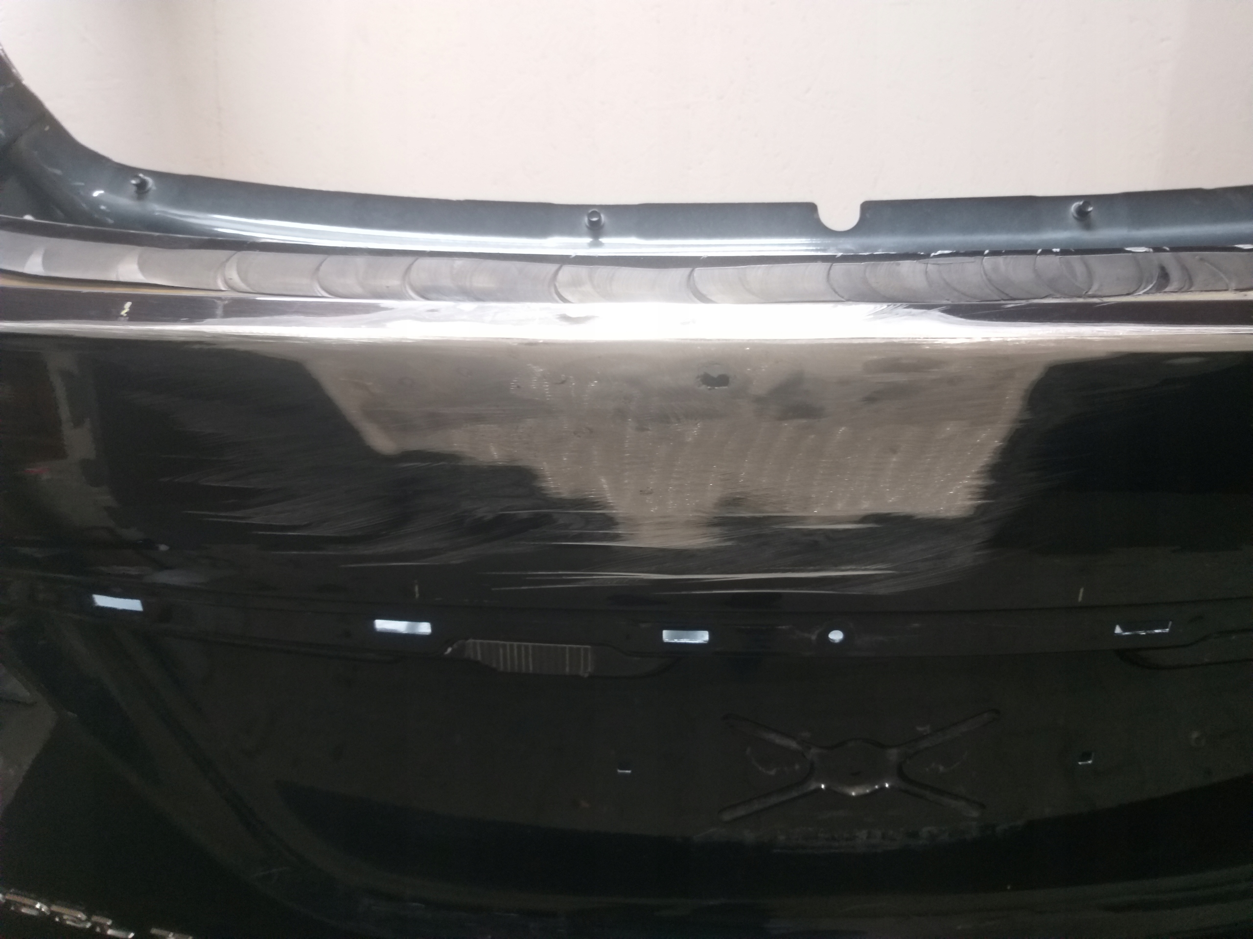 kapota záď TESLA X