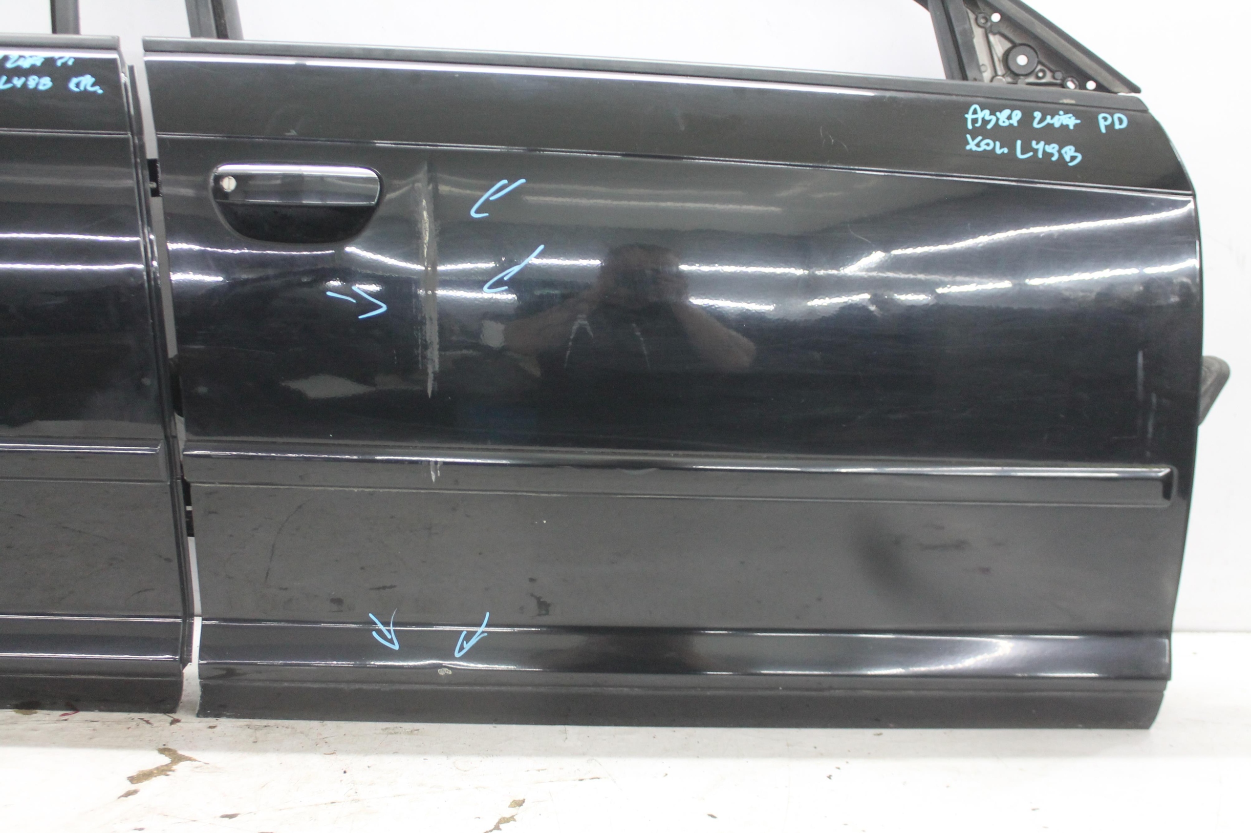 door right front front AUDI A3 8P of wheels. LY9B 08-13