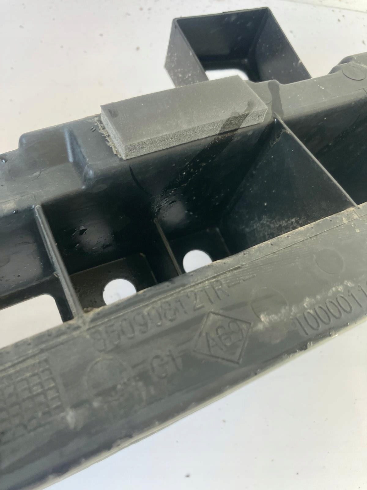 ABSORBER bumper support rear part CLIO IV HB 850908121R