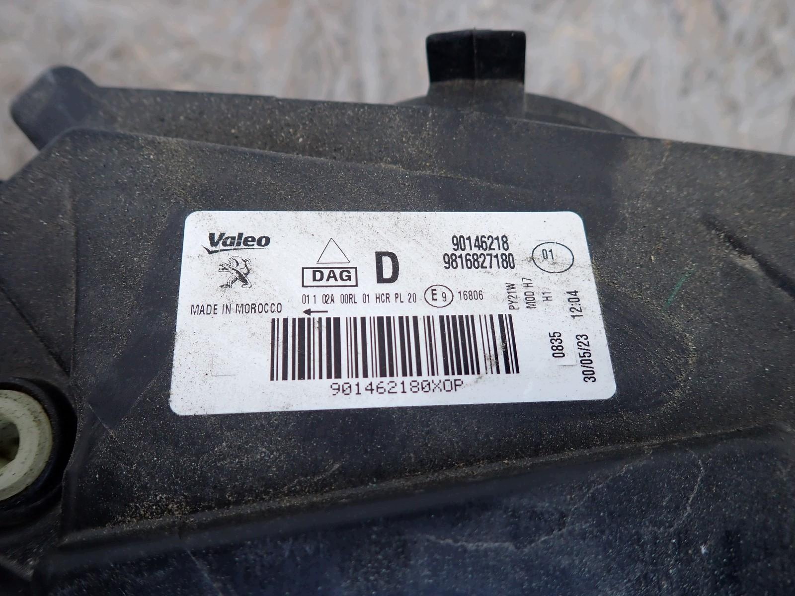 light right REFLEKTOR right PEUGEOT RIFTER PARTNER 2018-2024R 9816827180