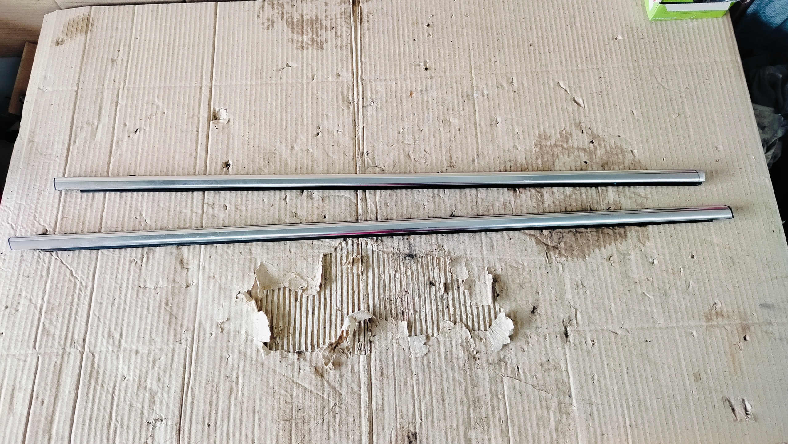 moulding dust door right front rear part chrom Chevrolet Cruze
