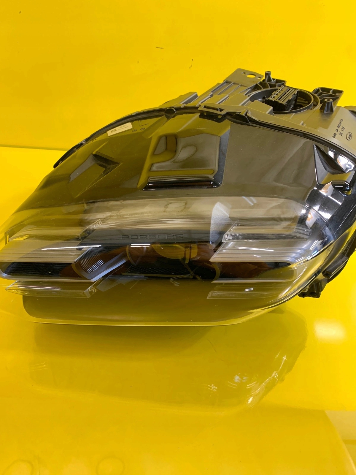 light left Porsche Taycan Led 9J1941031E