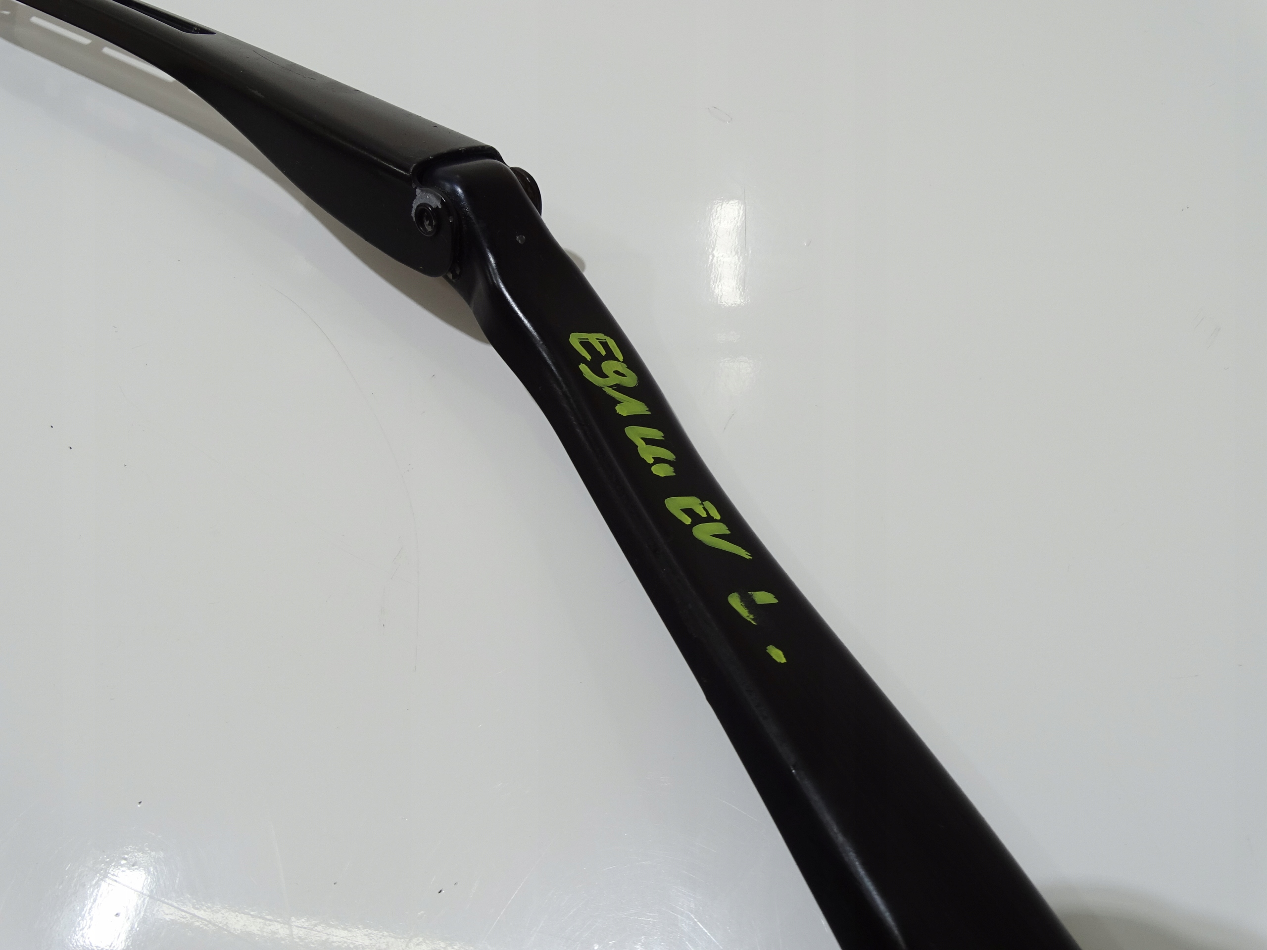 wiper arm left BMW E91 LCI EU 7171639