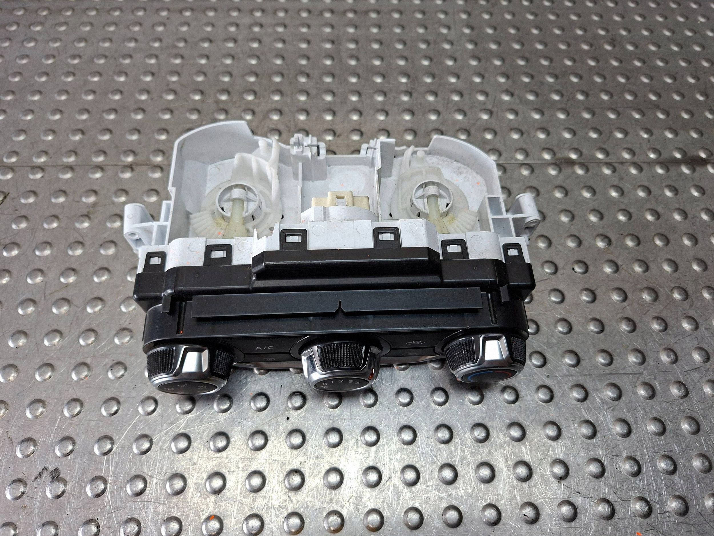Unite commande clima NISSAN MICRA K14 16-22 275105FA30
