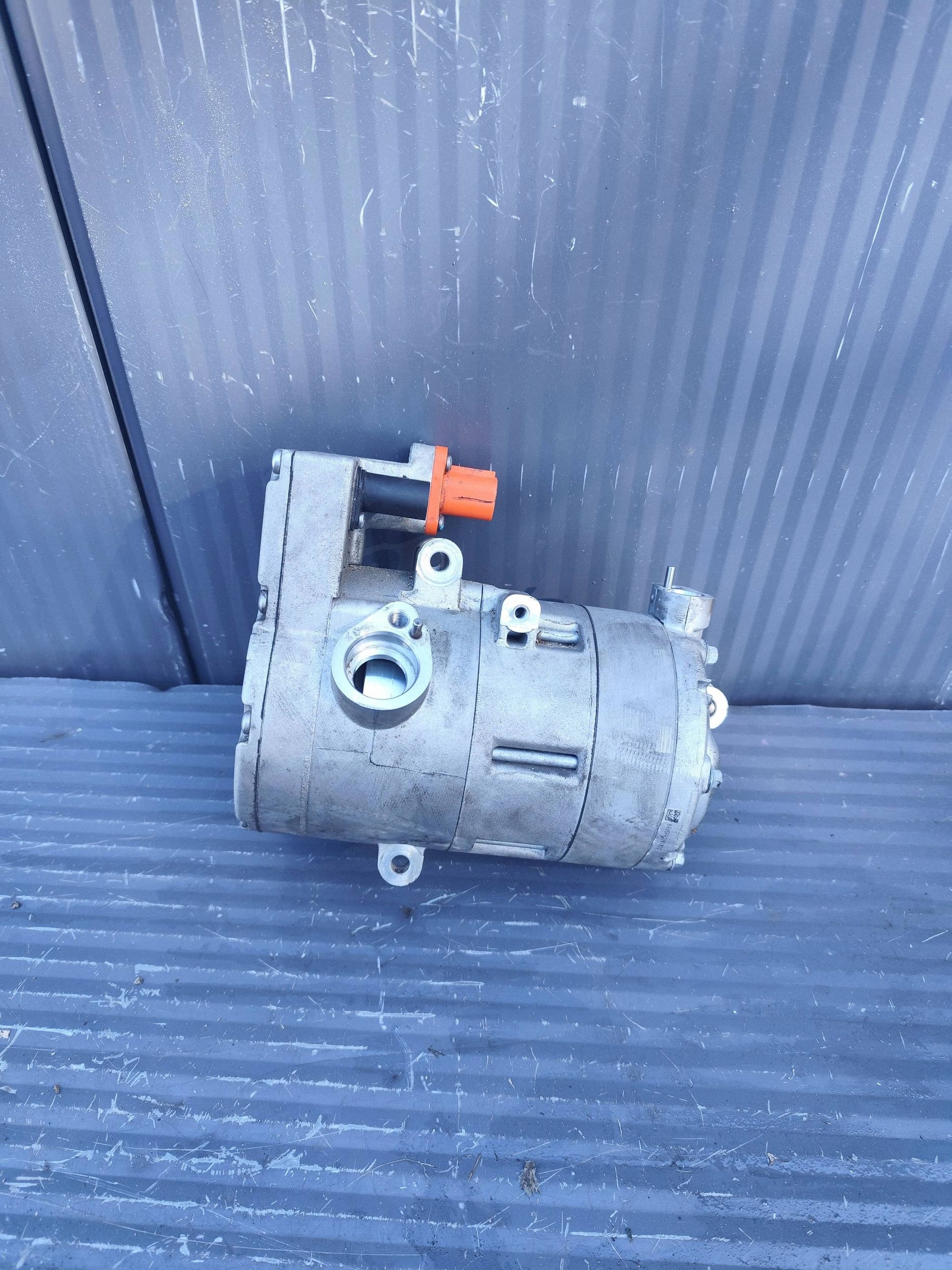 CUPRA FORMENTOR compressor; compressor of the air conditioning 3GD816803C