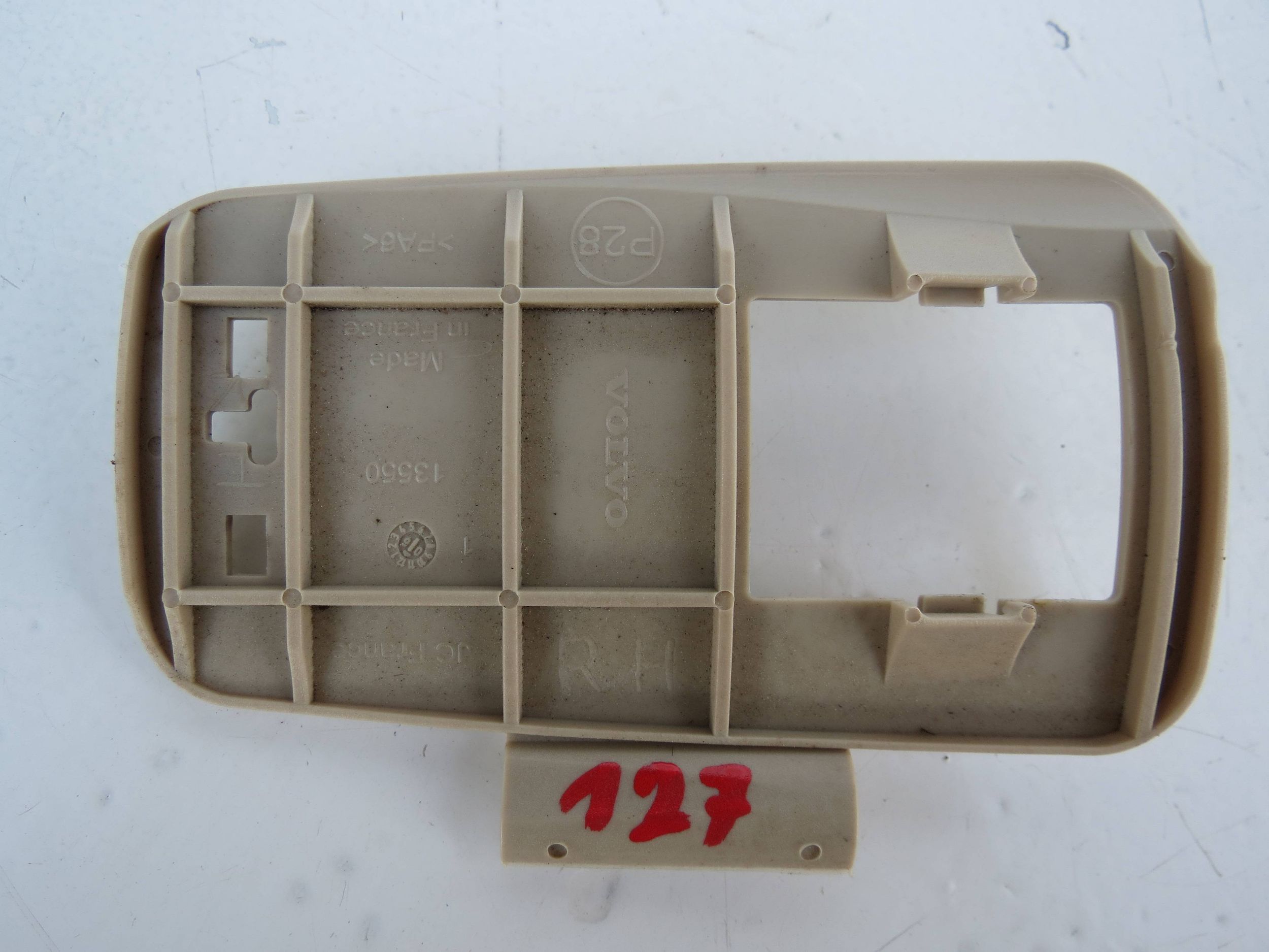 Support plaque ROLETY VOLVO XC90 4.4 V8 30754731