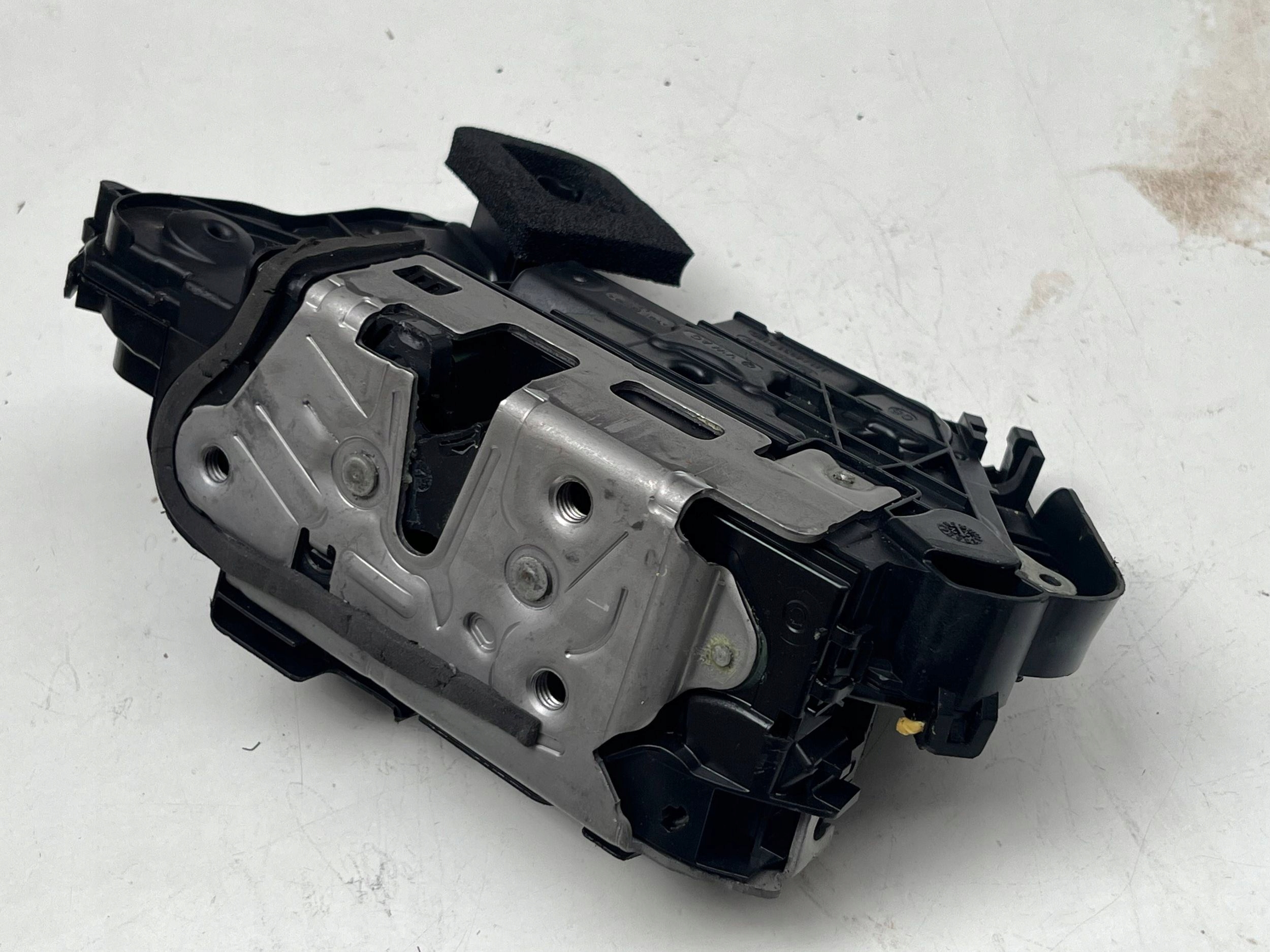 VOLKSWAGEN SEAT SKODA lock door left front 5TB837015D @M