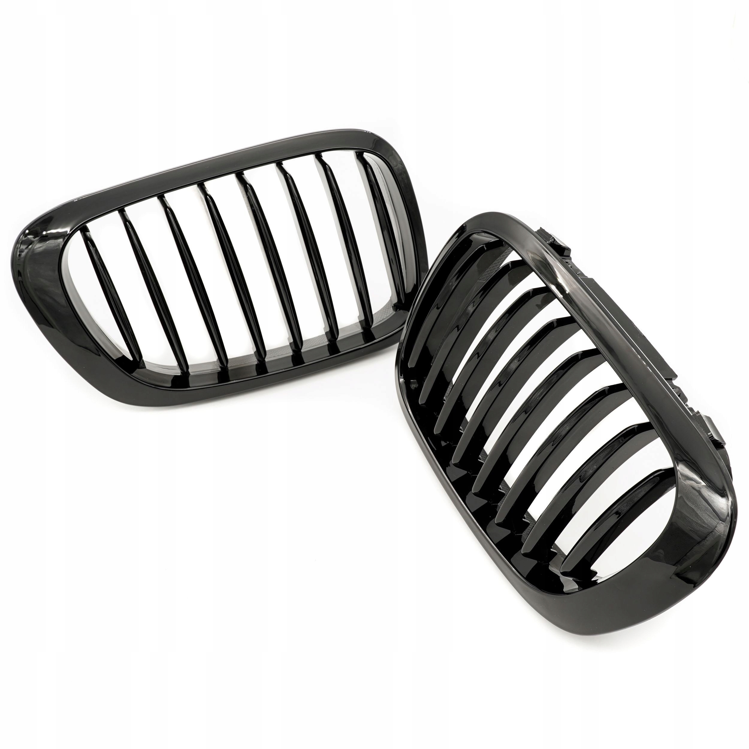 GRILL NERKA ATRAPA BMW 3 E46 COUPE 51138208683 CZARNY POŁYSK Numer katalogowy części 66SKV055