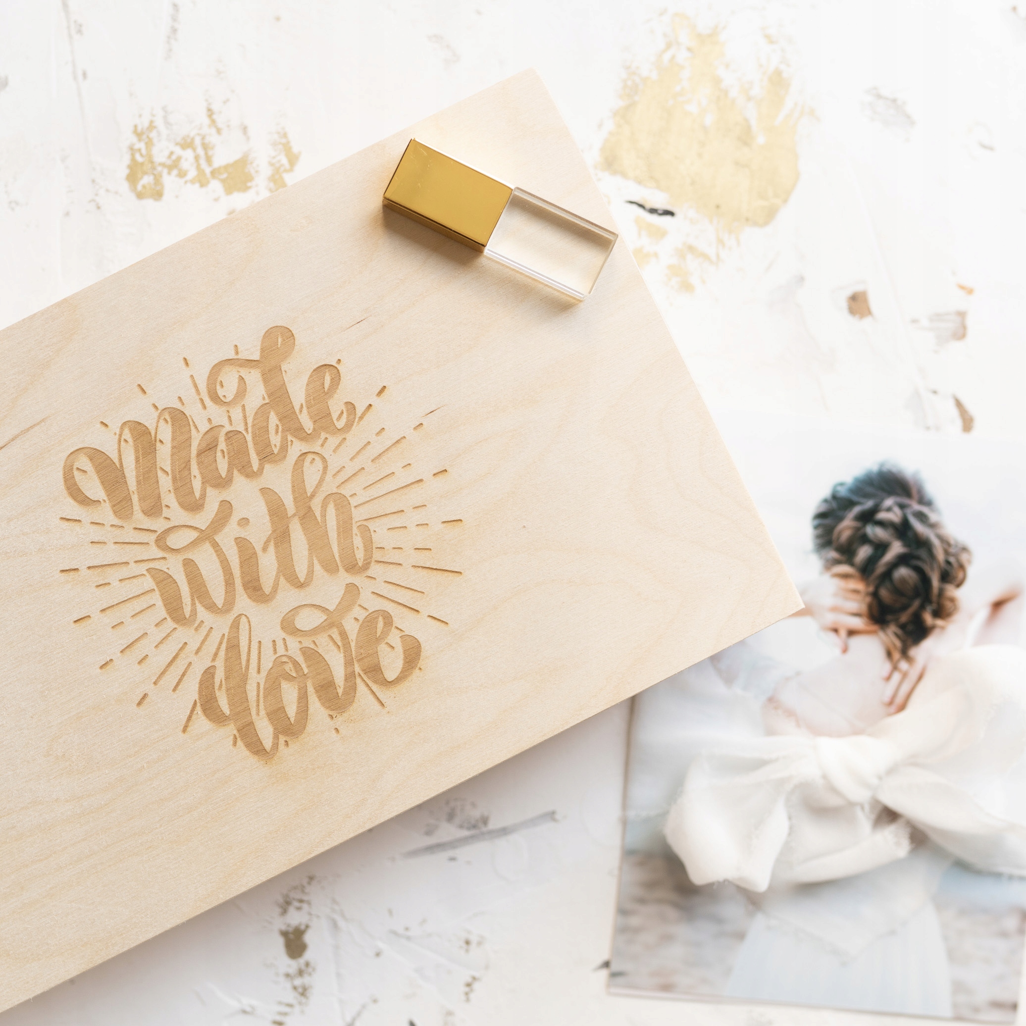 Drewniane pudełko na odbitki 13x19, 13x18cm z grawerem ślub komunia sesja