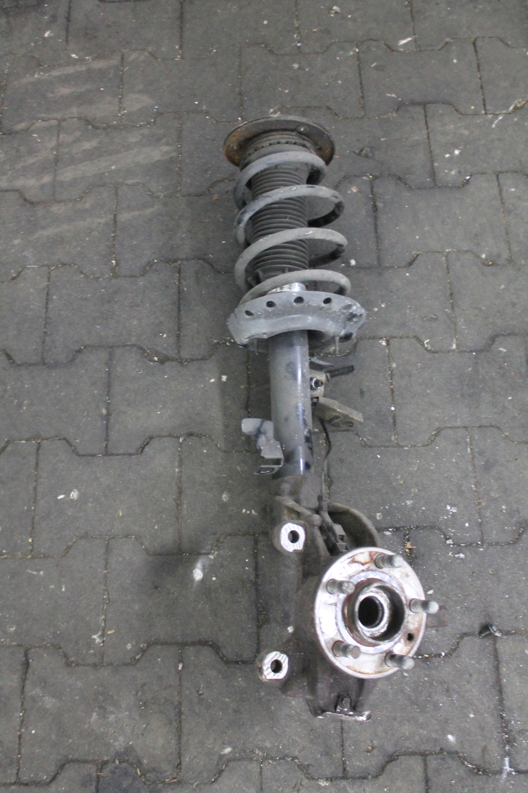 McPherson swing left front GALAXY MK2 2.0 TDCI AUTOMAT 06-09