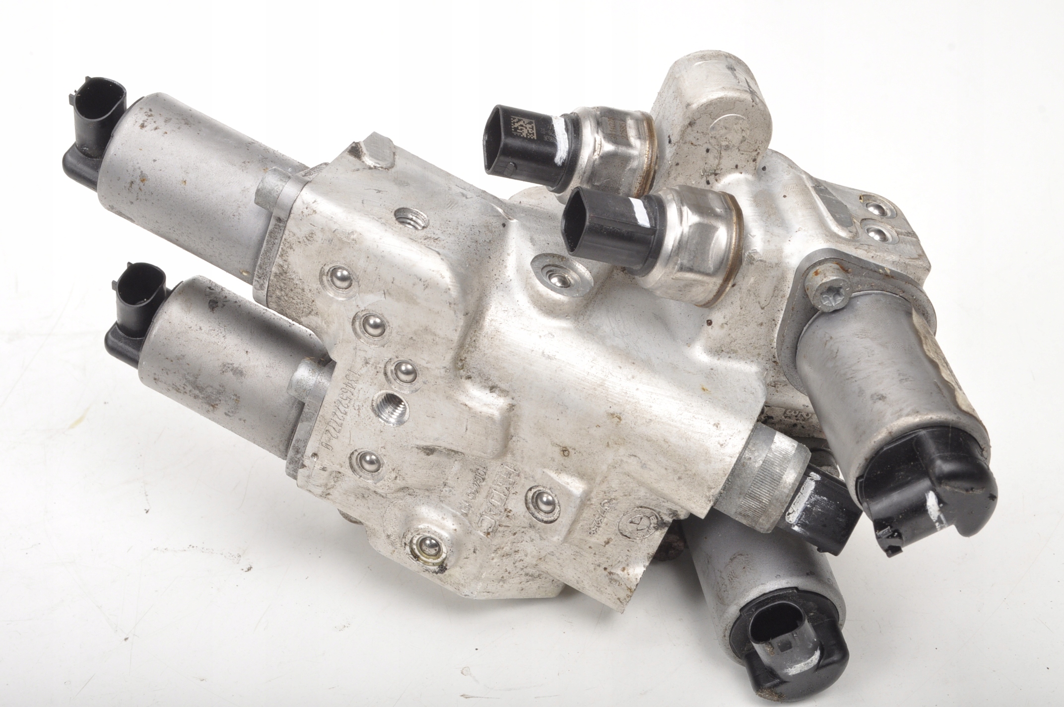 ROLLS ROYCE WRAITH RR5 POMPA ZAWIESZENIA 10641010 Part number 10641010 775258