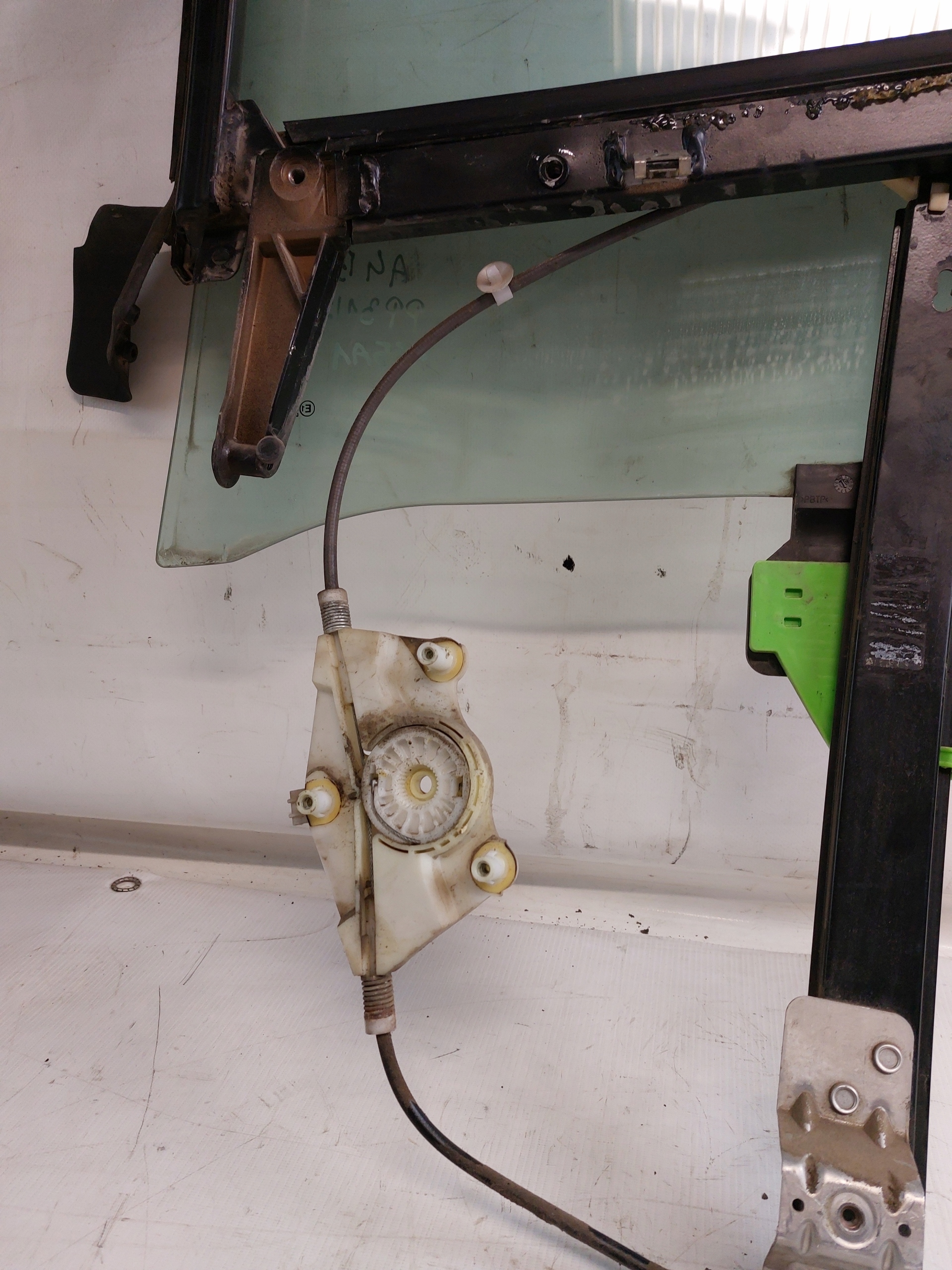 window regulator right rear part AUDI A4 B6 sedan