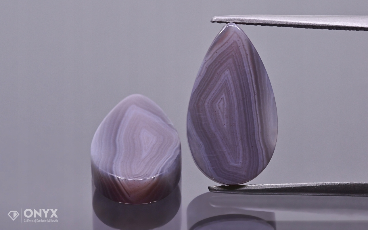 Achát Botswana mělký Pár slza 17,5x10 mm