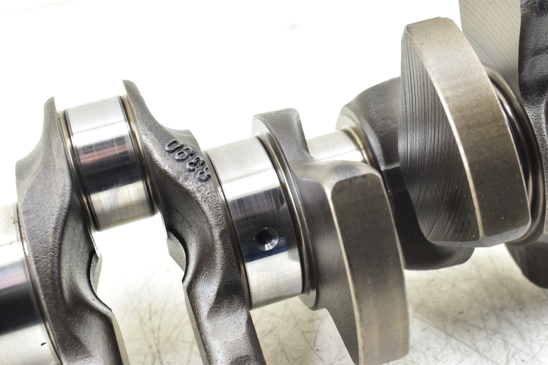 crank VOLVO S60 II XC60 V70 2.0 D3 D5204T3