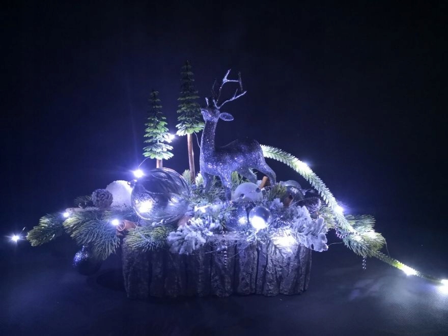 

Stroik Z Reniferem Led (212.15) Na Stół Święta