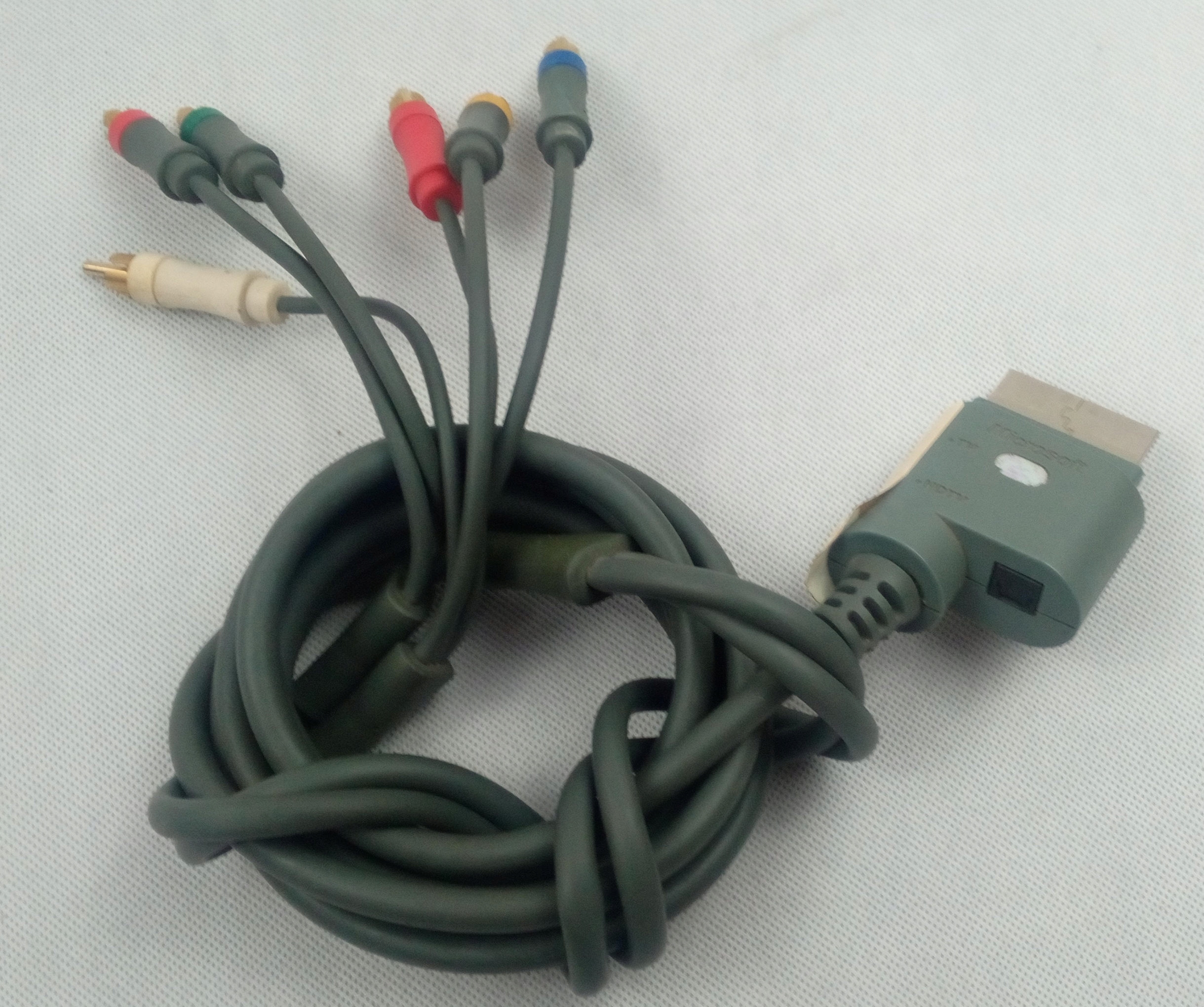 oryginalny kabel COMPONENT HD 6 x CHINCH xbox 360 Kod producenta 33457872