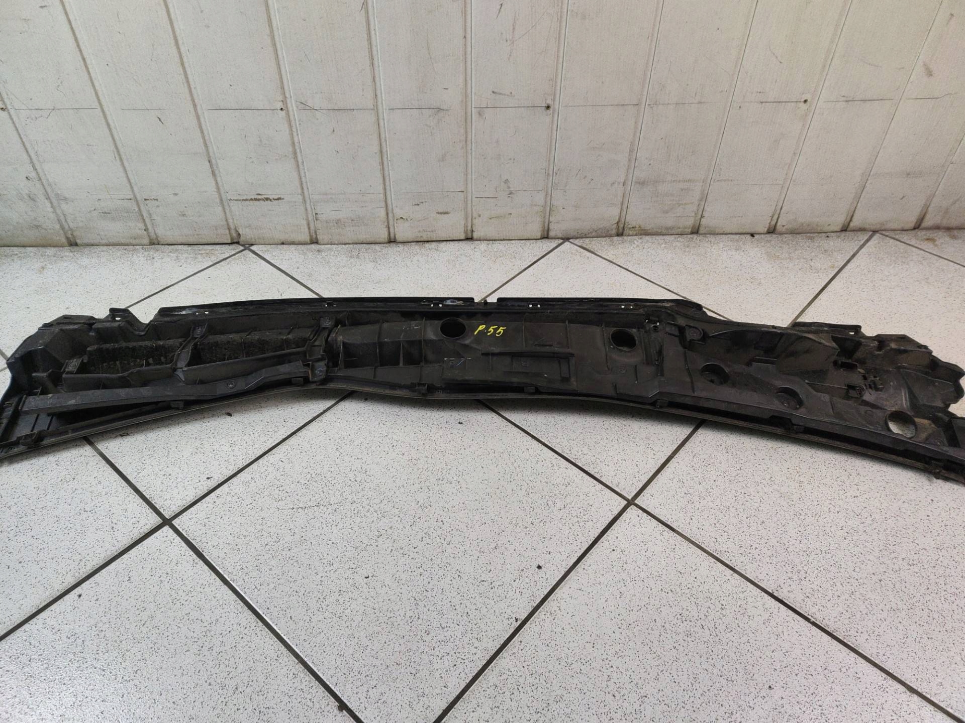 Podszybie Toyota Prius 3 facelift 2011 55781-47110 Producent części Toyota OE