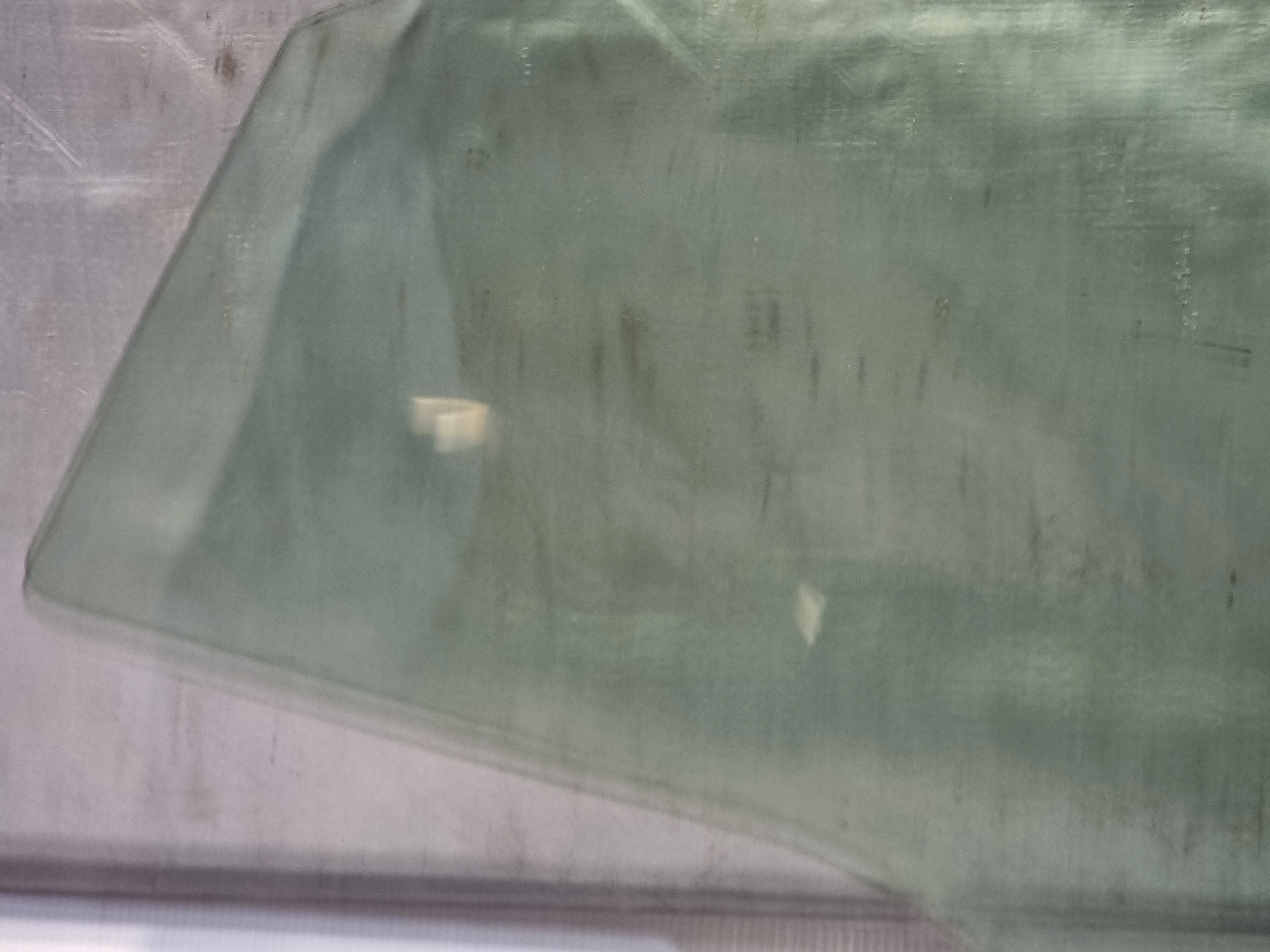 window left front HONDA ACCORD VII