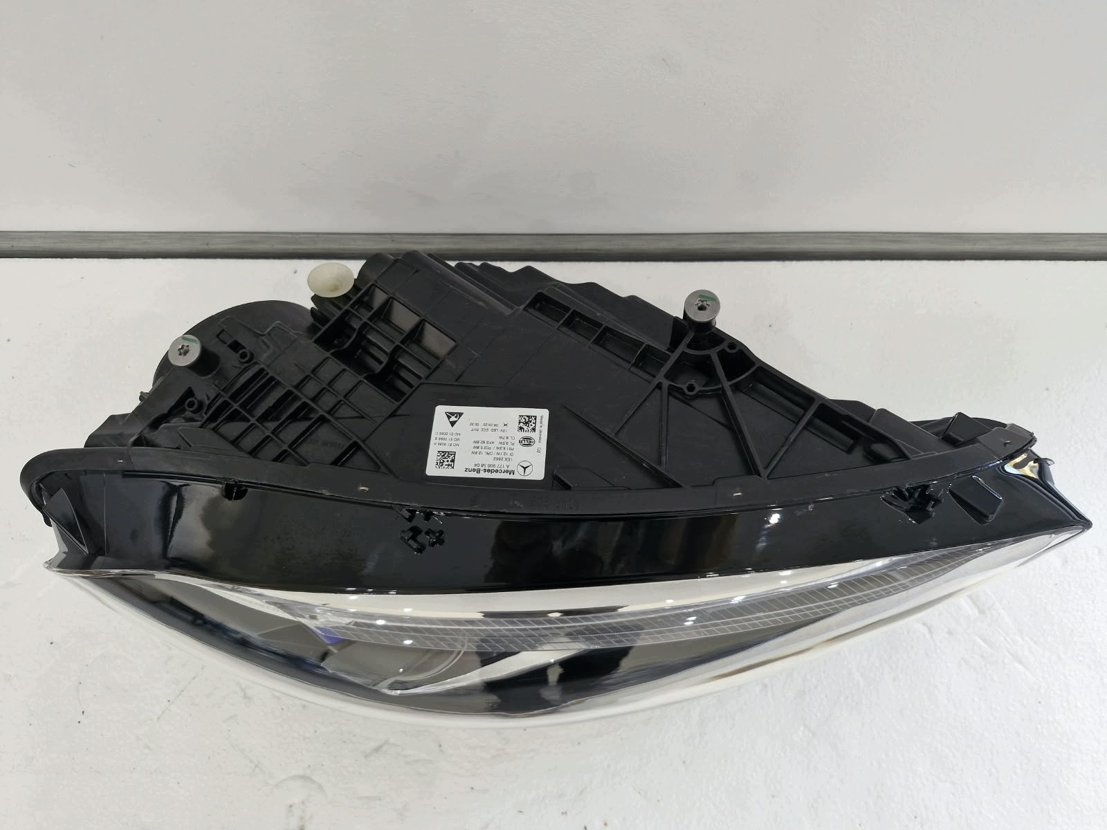 light right Mercedes CLA W117 LIFT FULL LED Multibeam LED