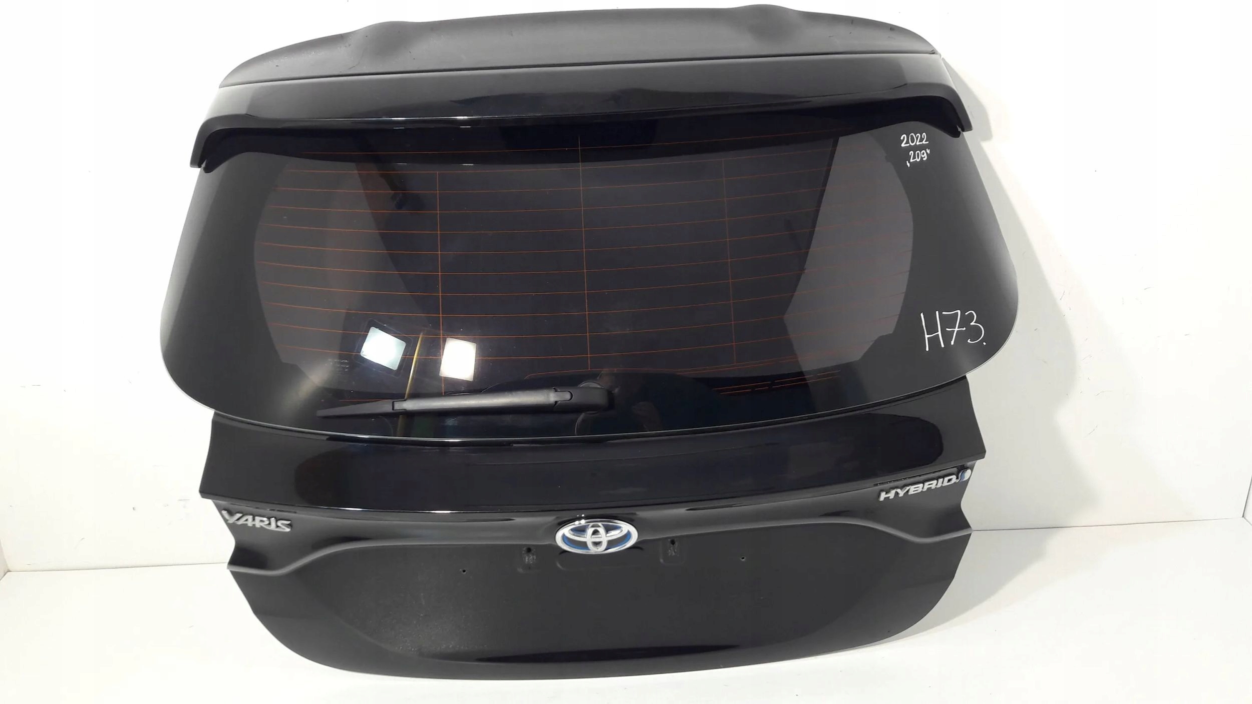 Toyota Yaris XP210 trunk door boot