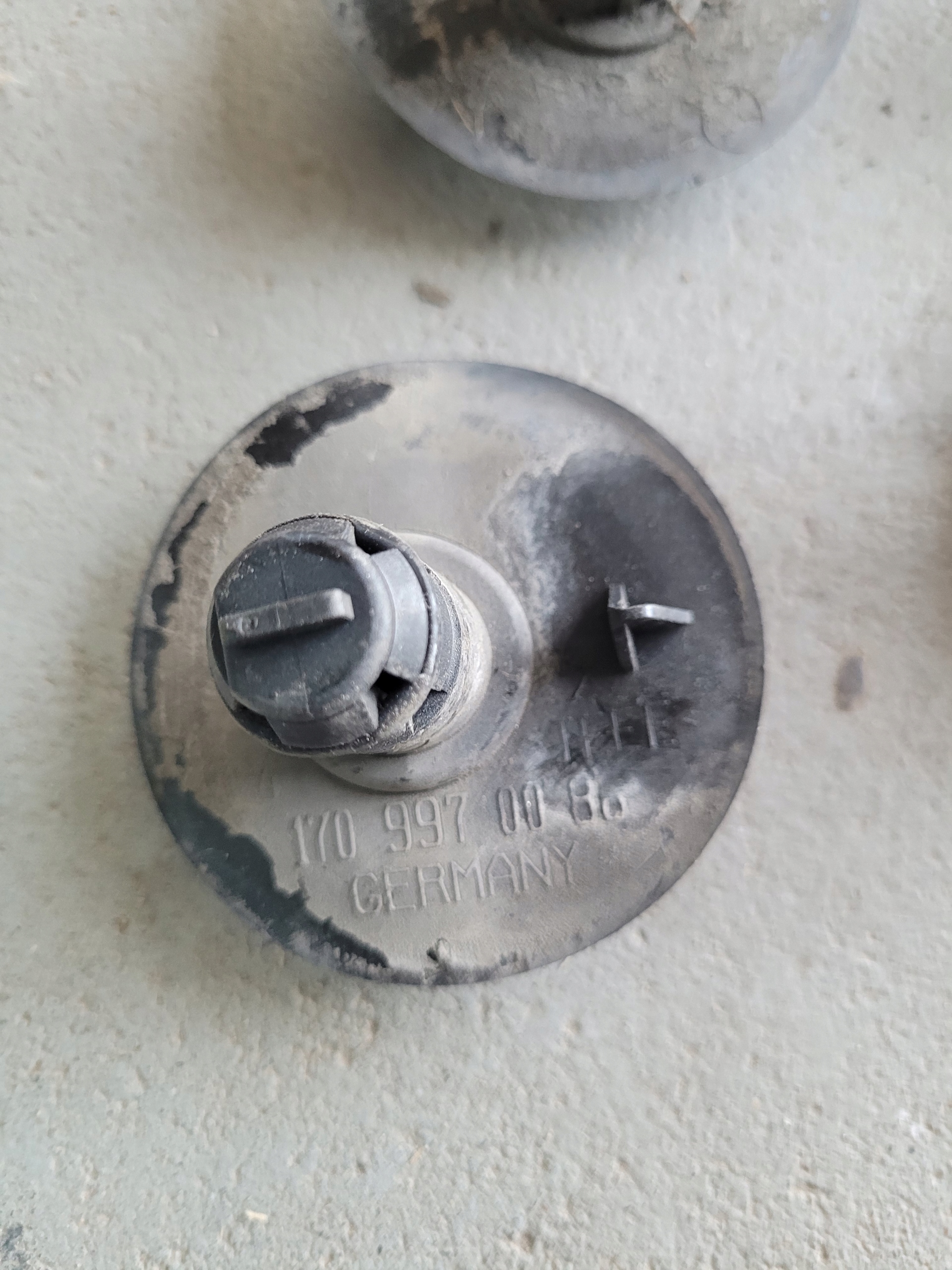 MERCEDES SLK R170 ZASLEPKA PROGU Typ samochodu Samochody osobowe