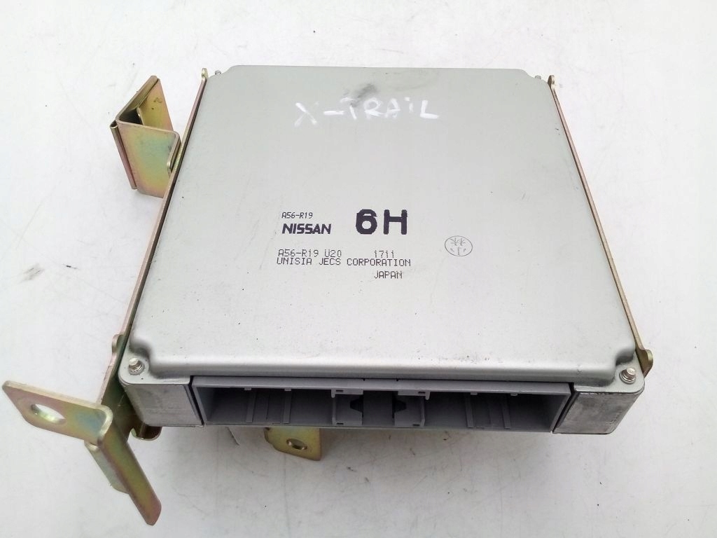 Nissan X-trail computer control unit of the engine A56-R19