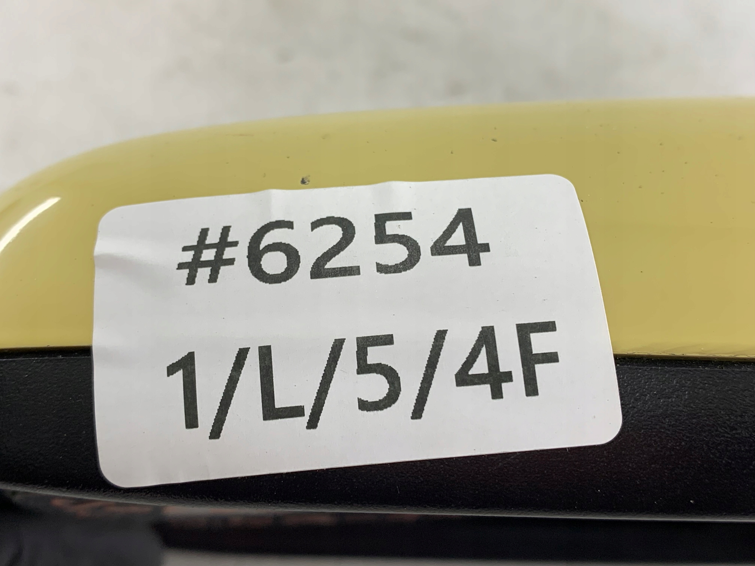 VOLVO V40 and mirror left 5 PIN 248-11 ZOLTE