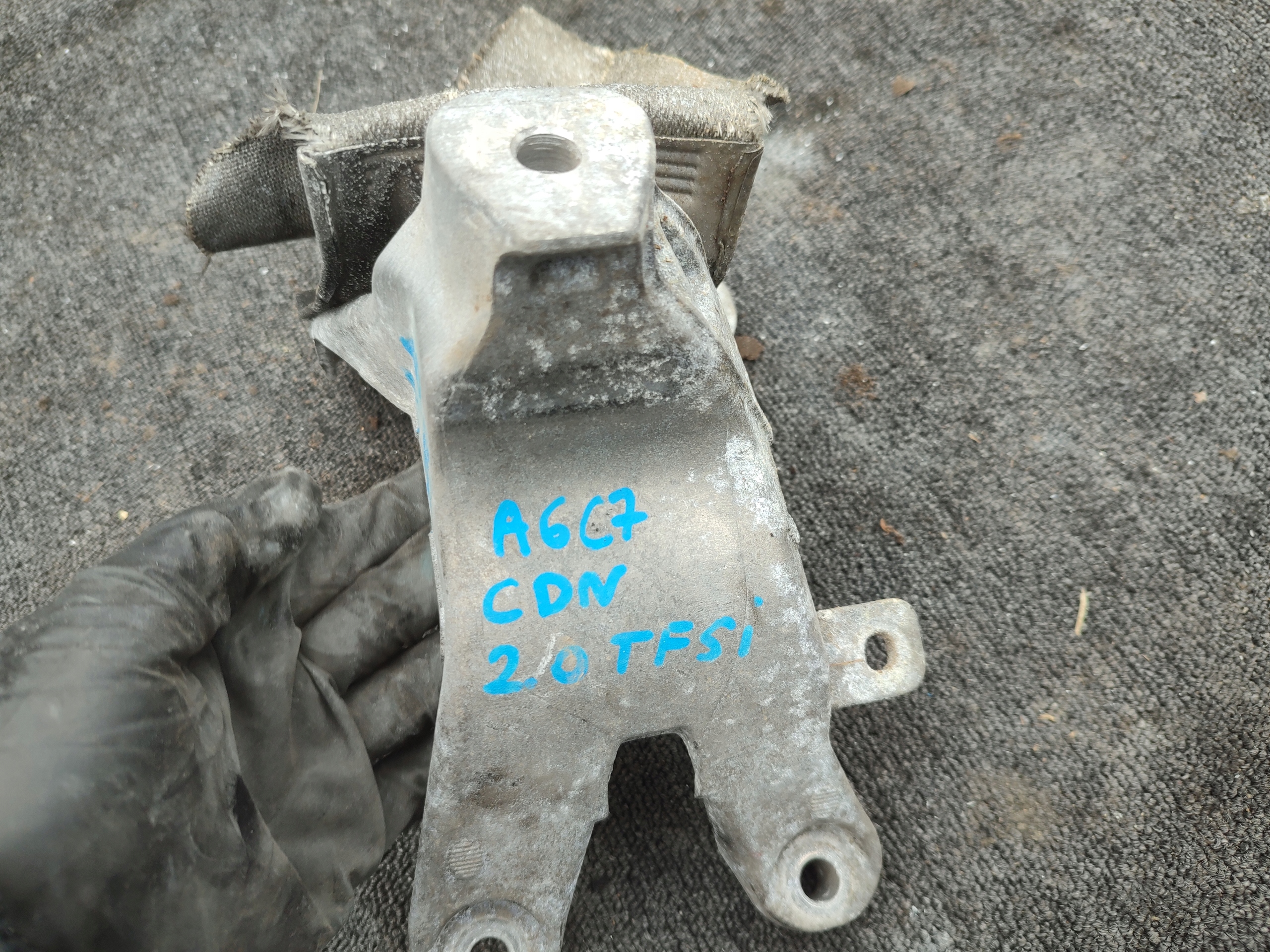engine mount Audi A6 C7 CDN 2.0 TFSI