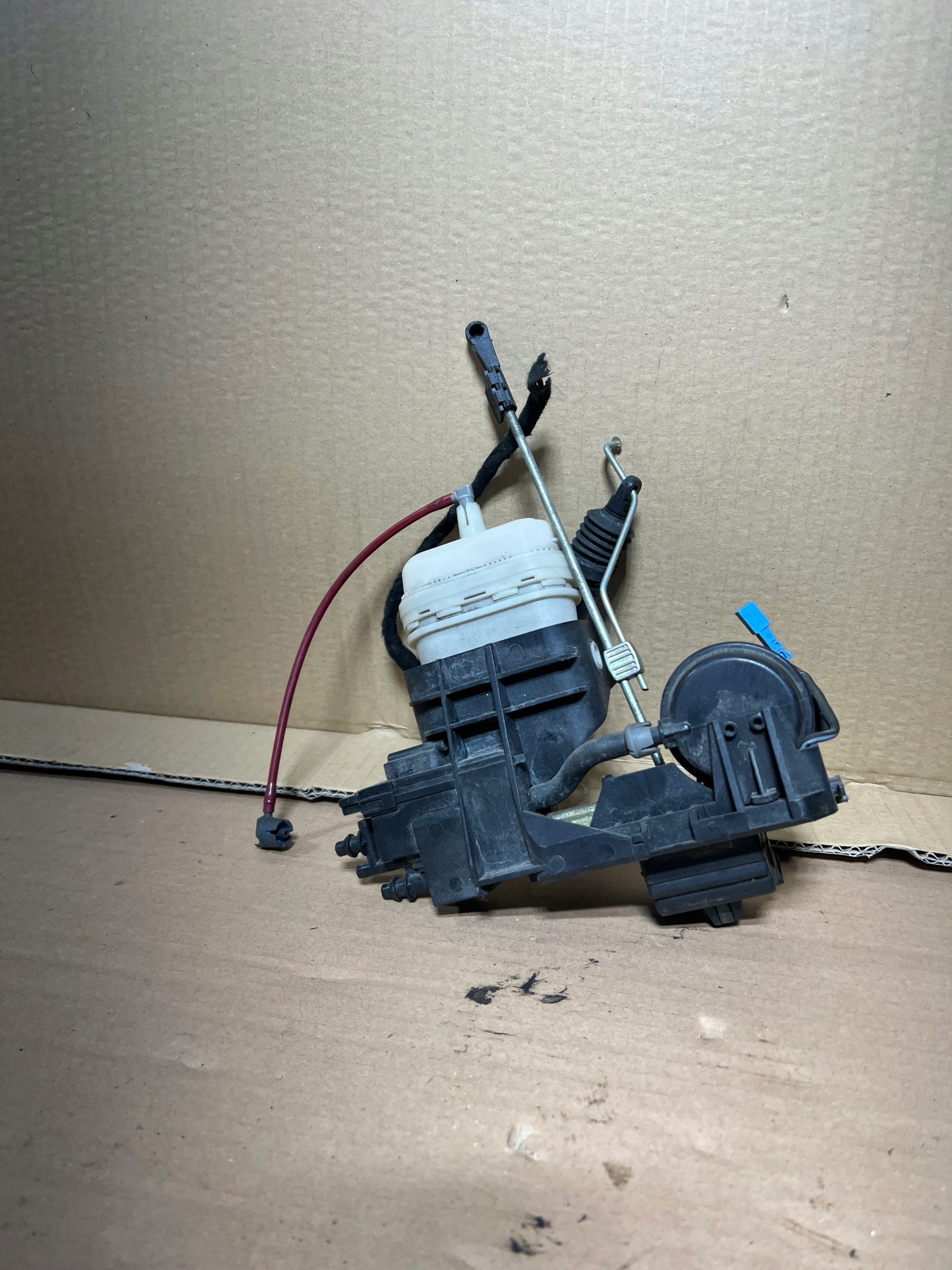 A2208000478, 2208000478 - Замок задней двери Mercedes CL W215, W220