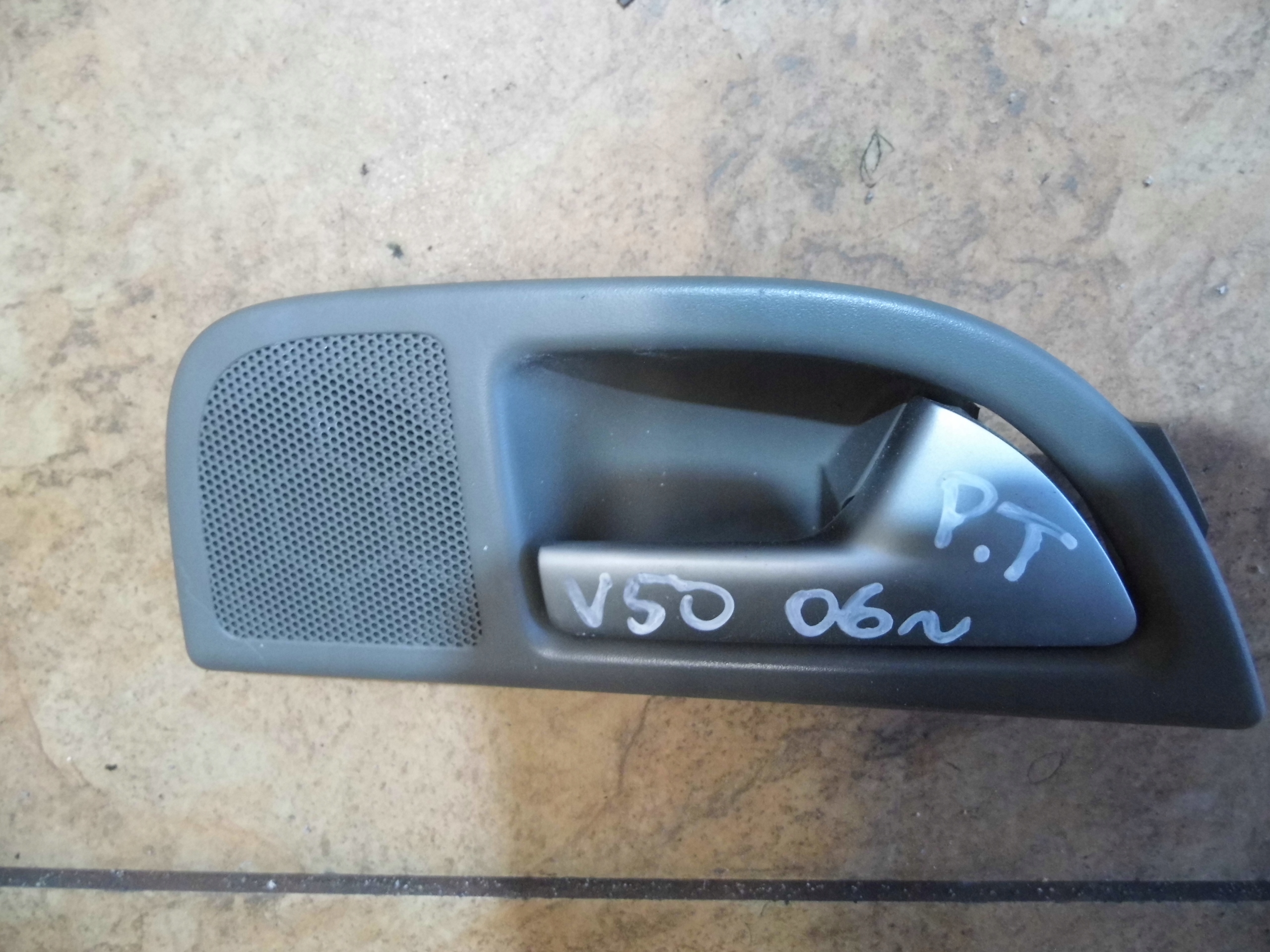 volvo V50 S40 II 2.0d 06' ручка двери задняя правая